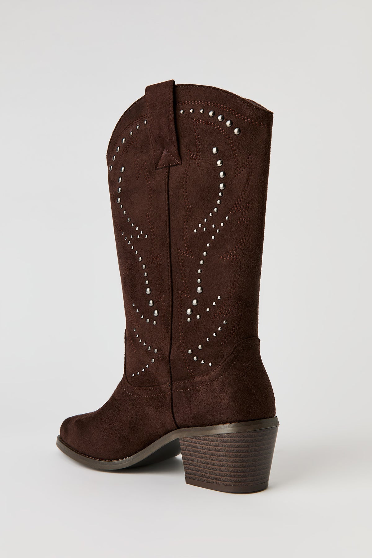 Vue alternative 3. Bottes de cowboy cloutées en similisuède
