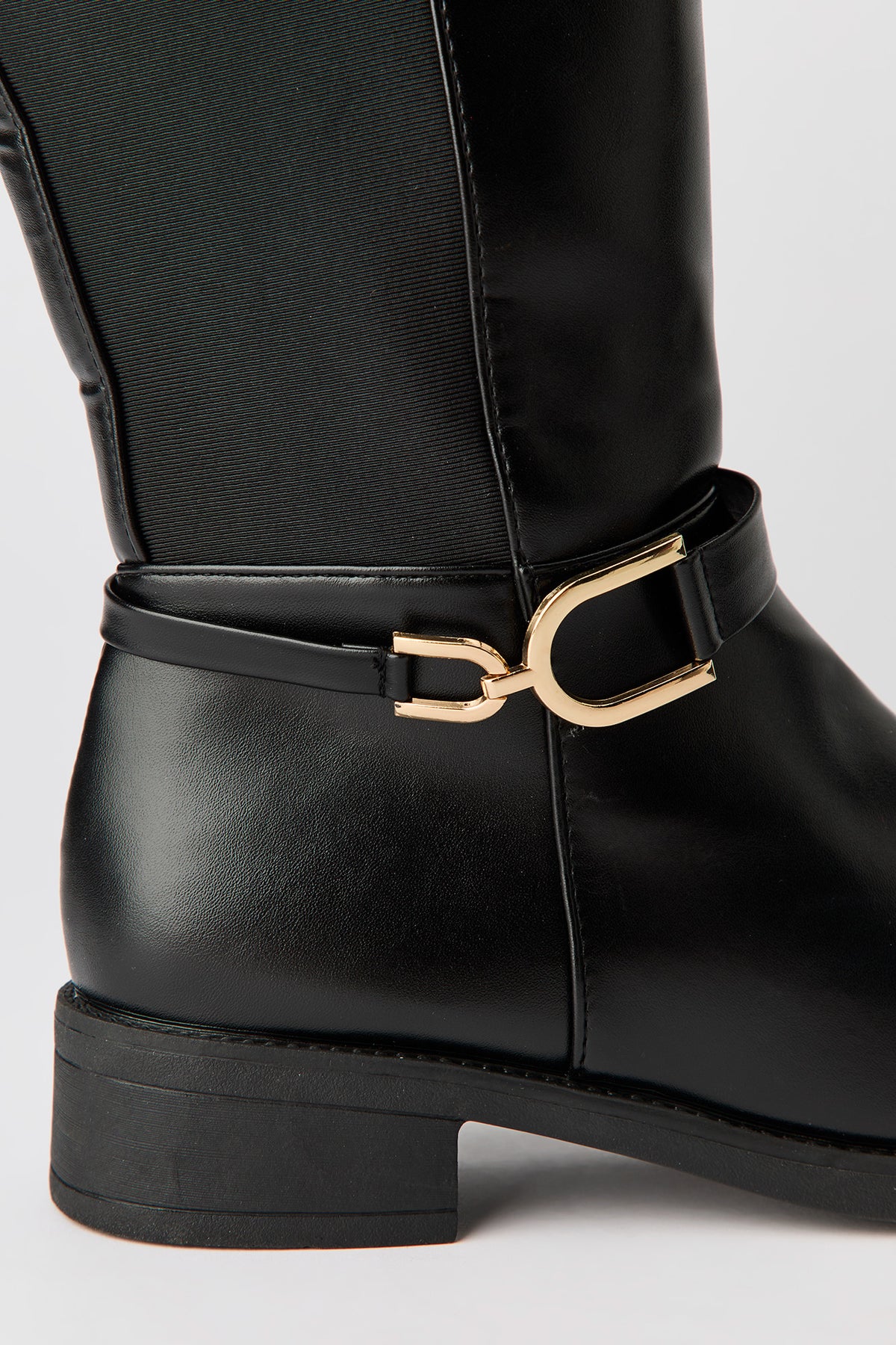 Vue alternative 3. Bottes au genou en similicuir
