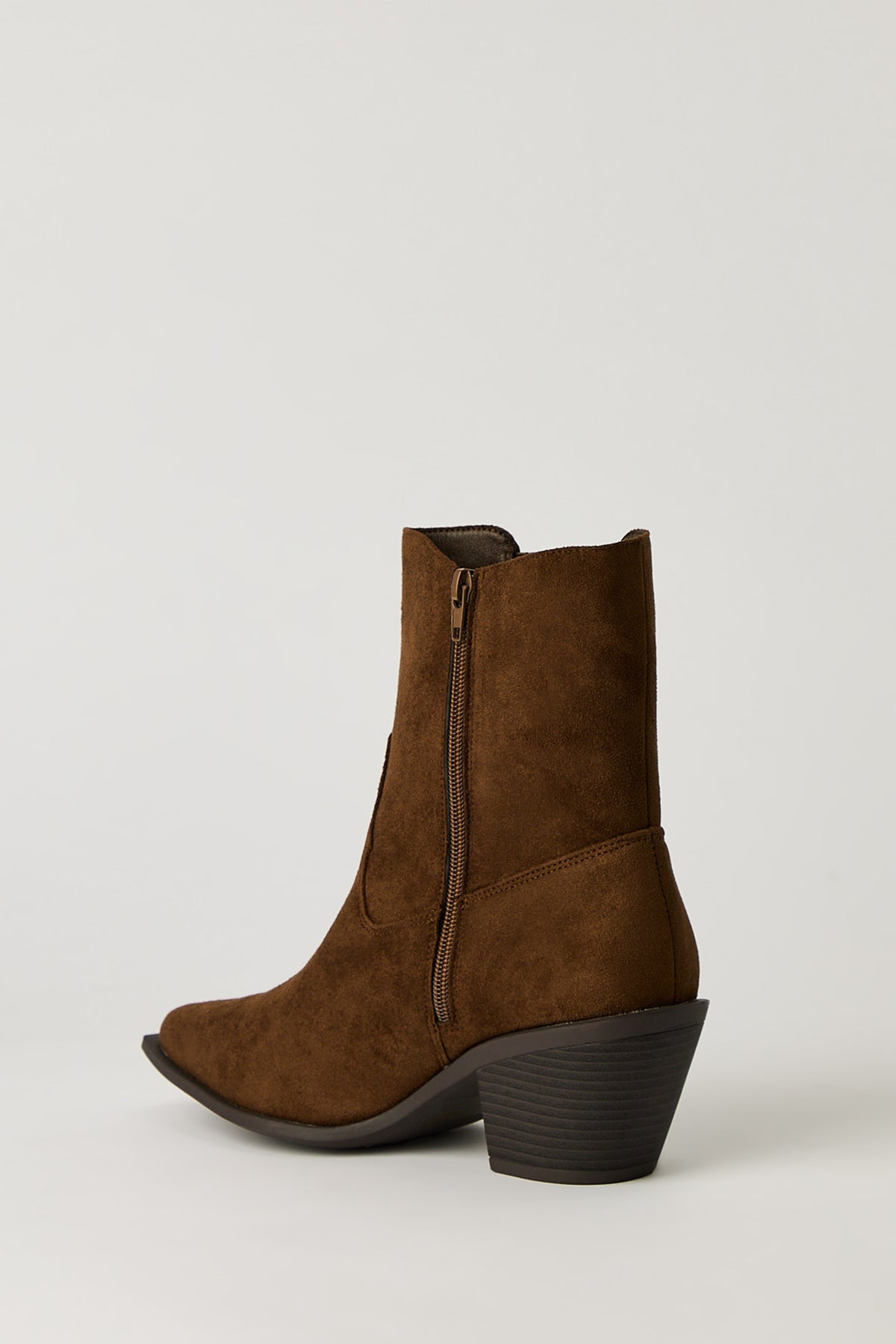 Vue alternative 4. Bottes Western à talons hauts