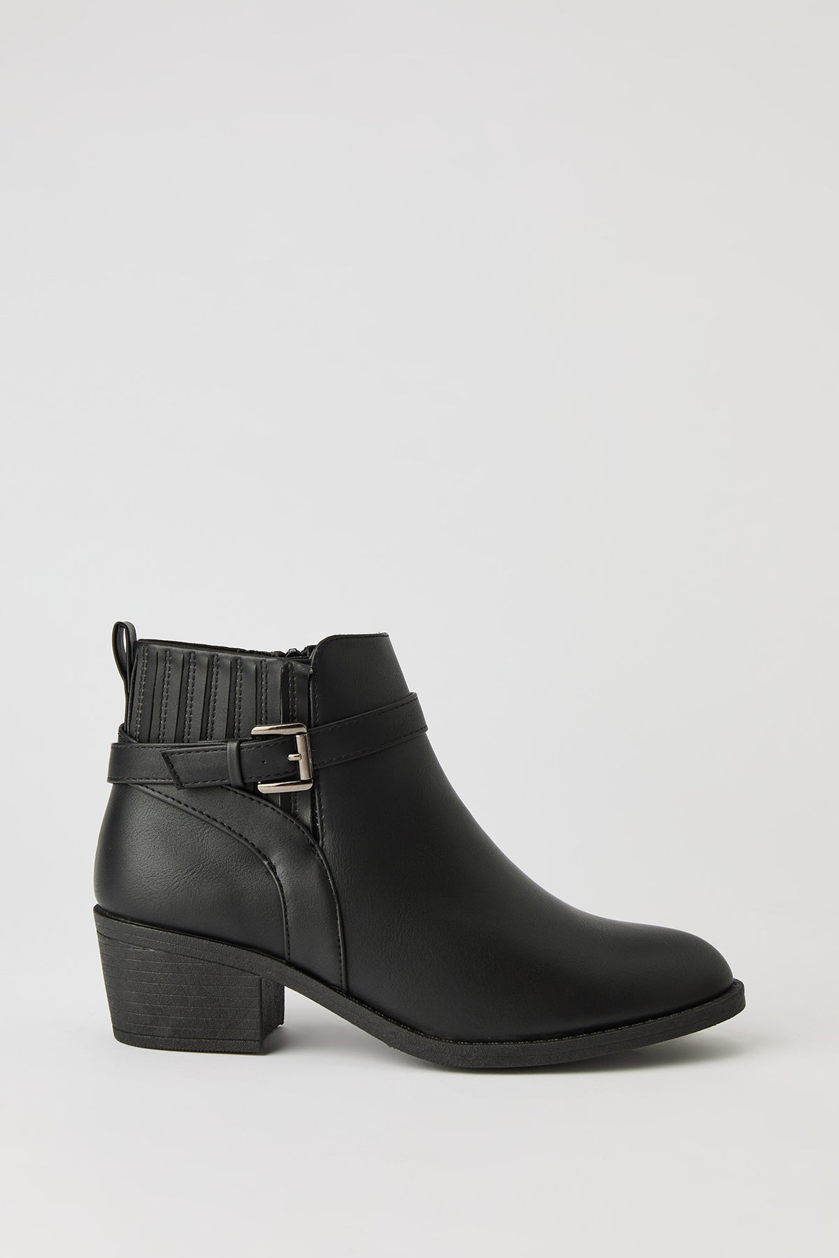 Low Heel Ankle Boots - Black