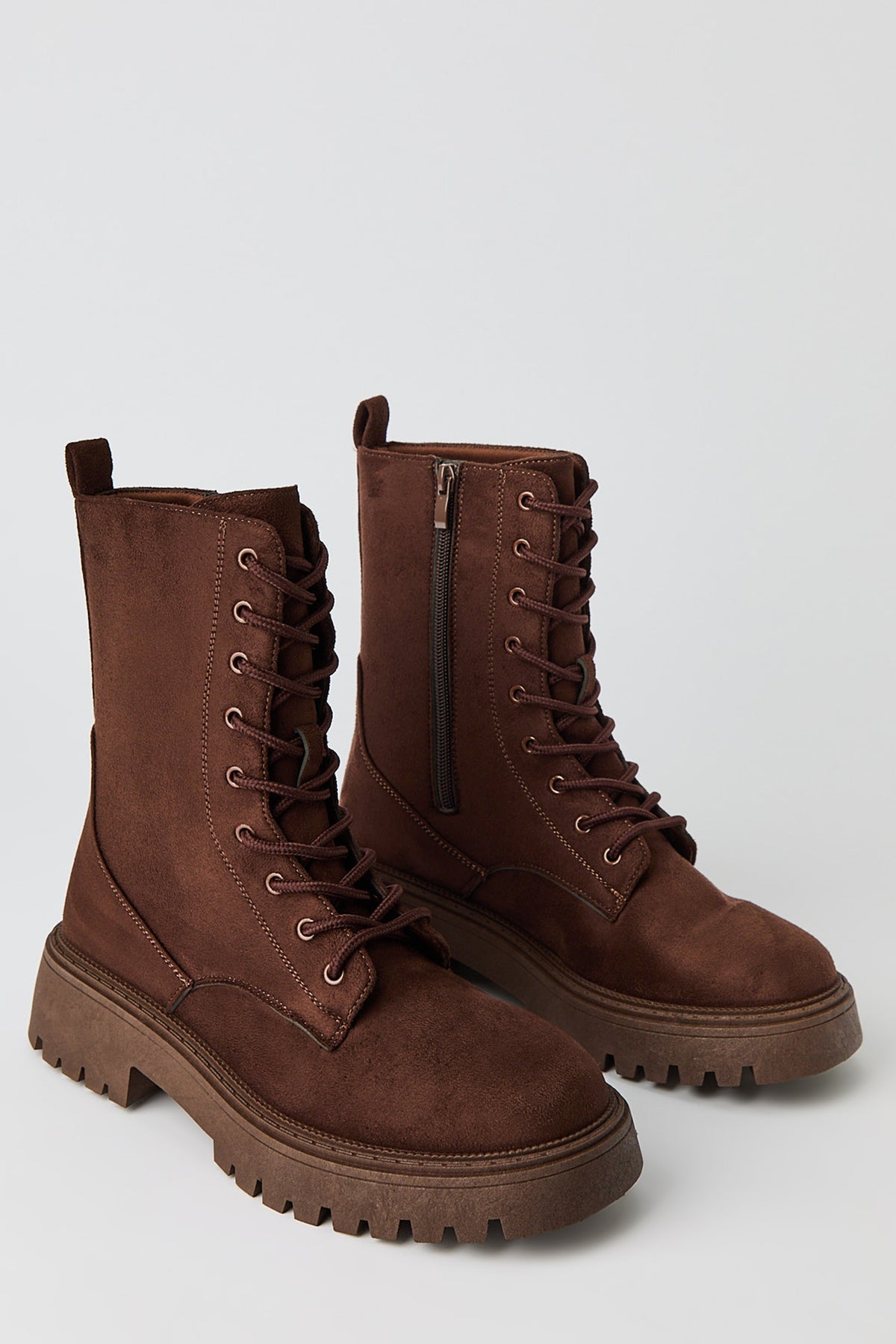 Vue alternative 2. Bottes de combat