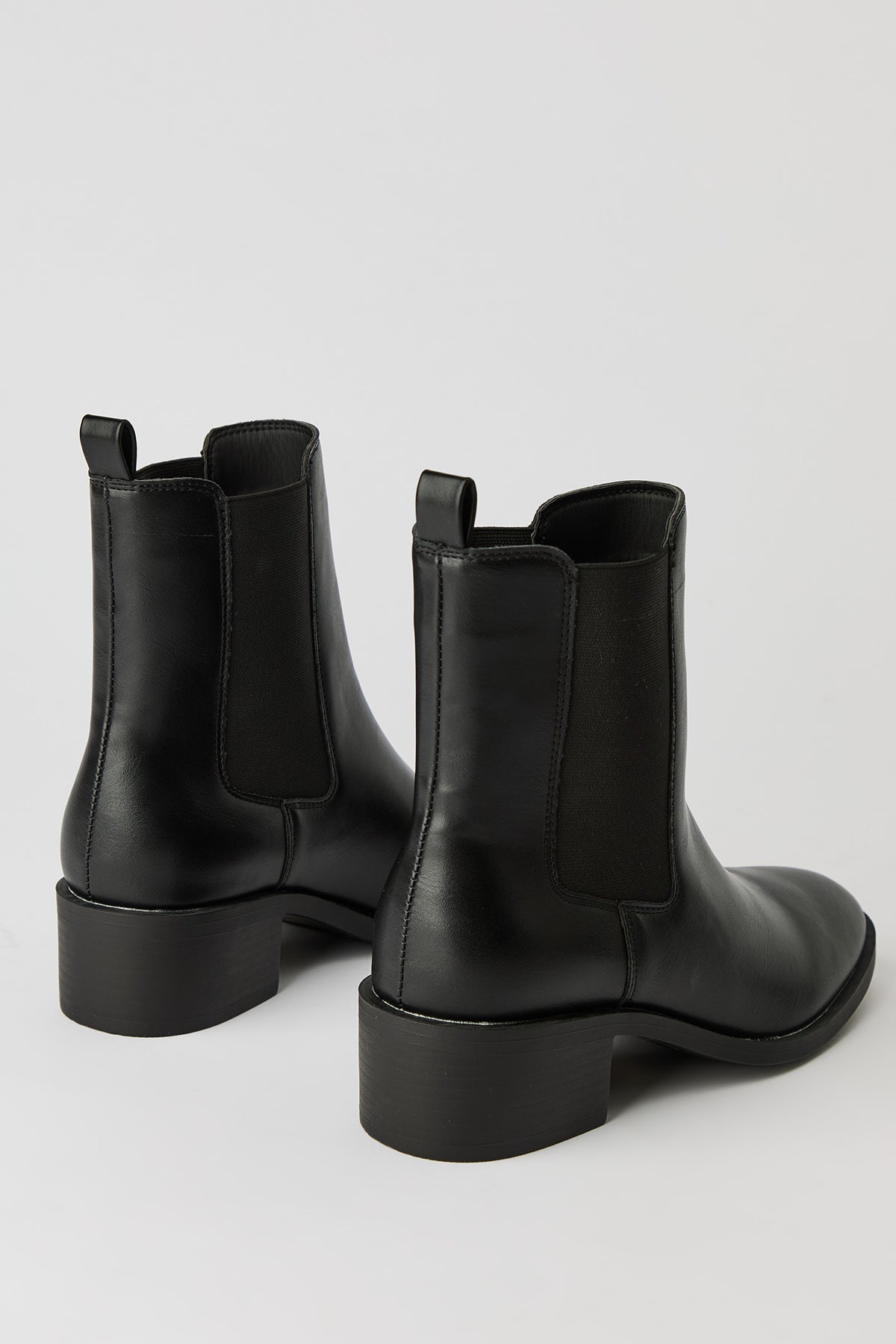 Alt View 3. Chelsea Boots - Black