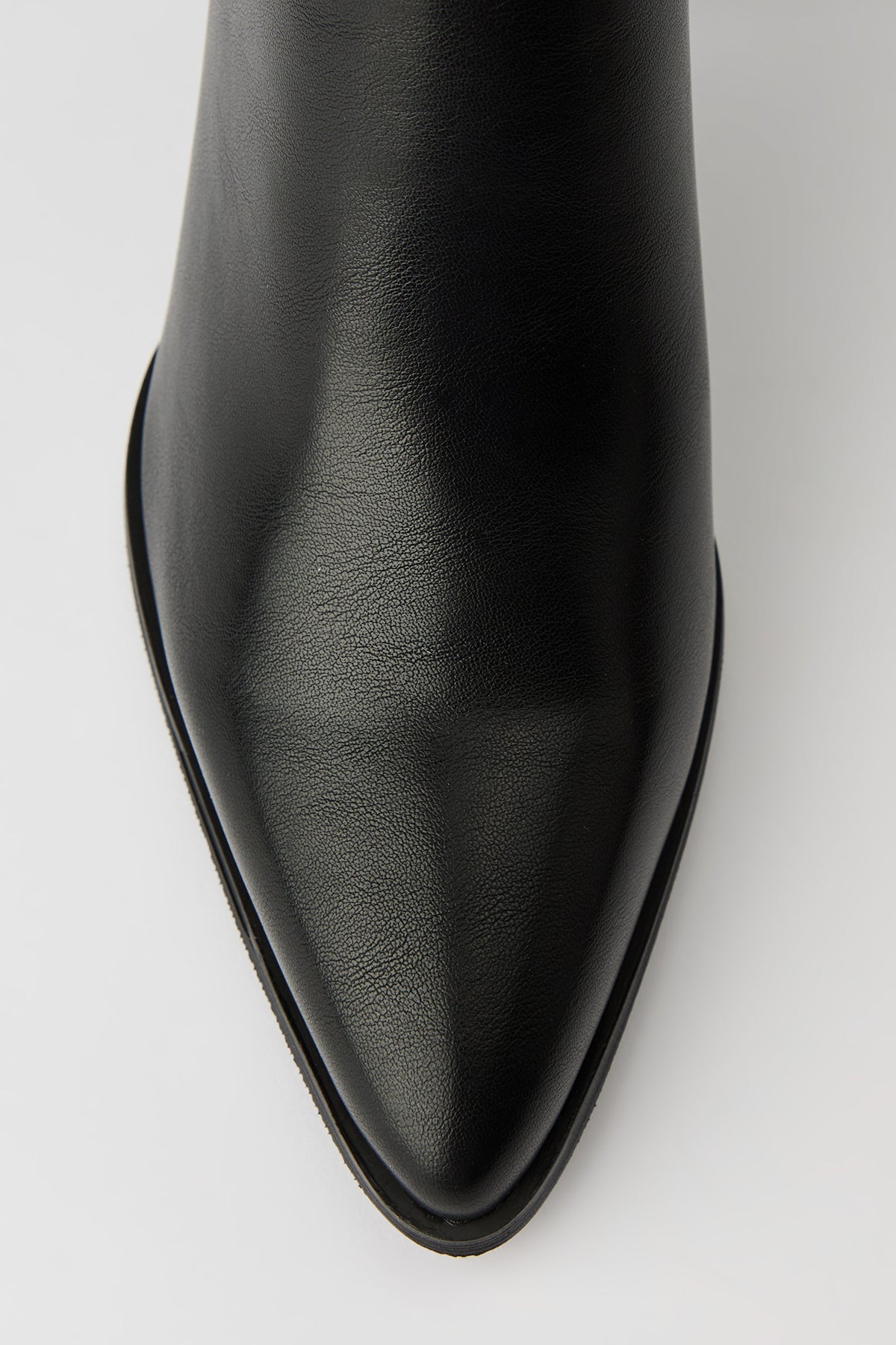 Alt View 4. Faux Leather Pointed Toe Block Heels - Black