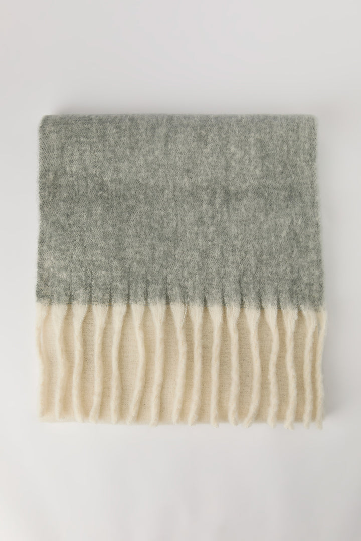 Écharpe en tissu bouclé