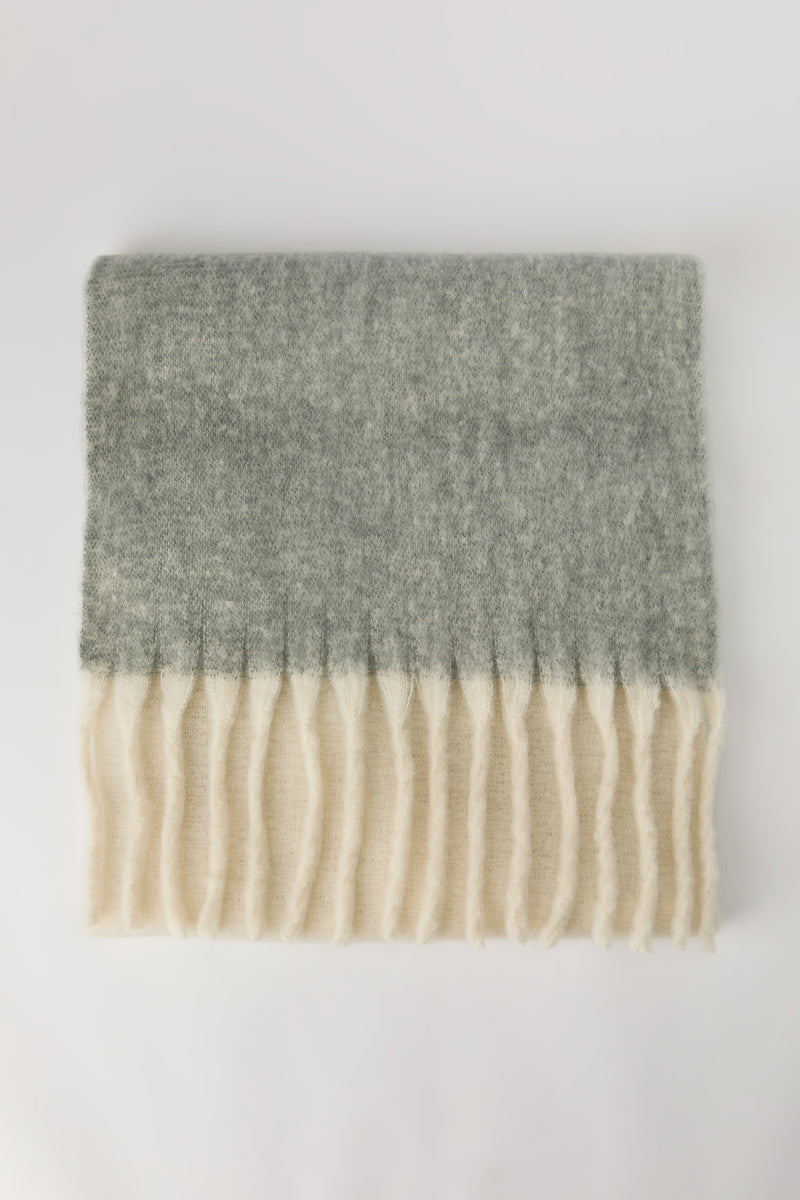 Écharpe en tissu bouclé
