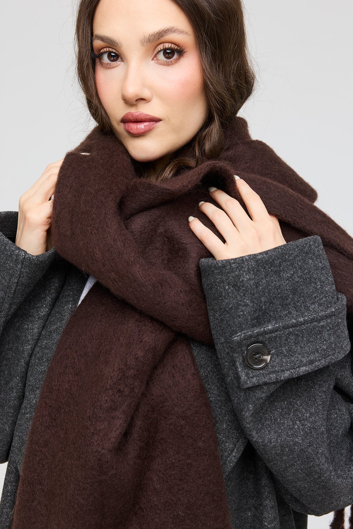 Solid Knit Scarf - Brown