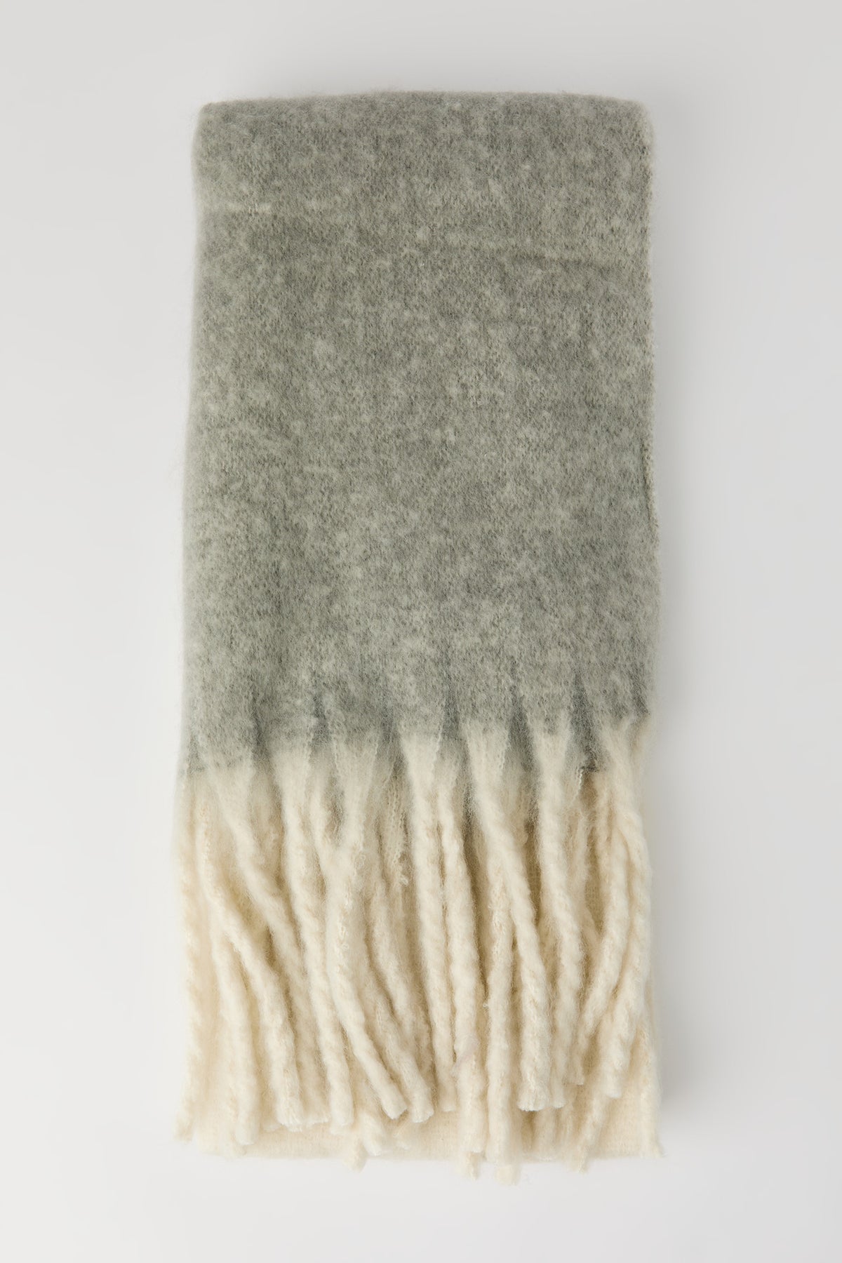 Alt View 2. Ombre Knit Scarf - Heather Grey