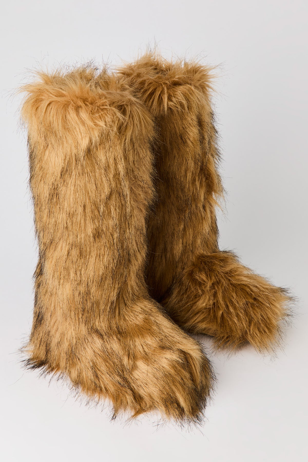 Vue alternative 2. Bottes au genou en similifourrure pelucheuse