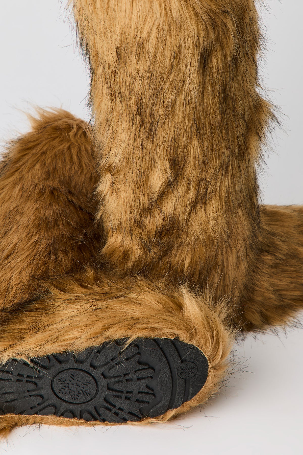 Vue alternative 3. Bottes au genou en similifourrure pelucheuse