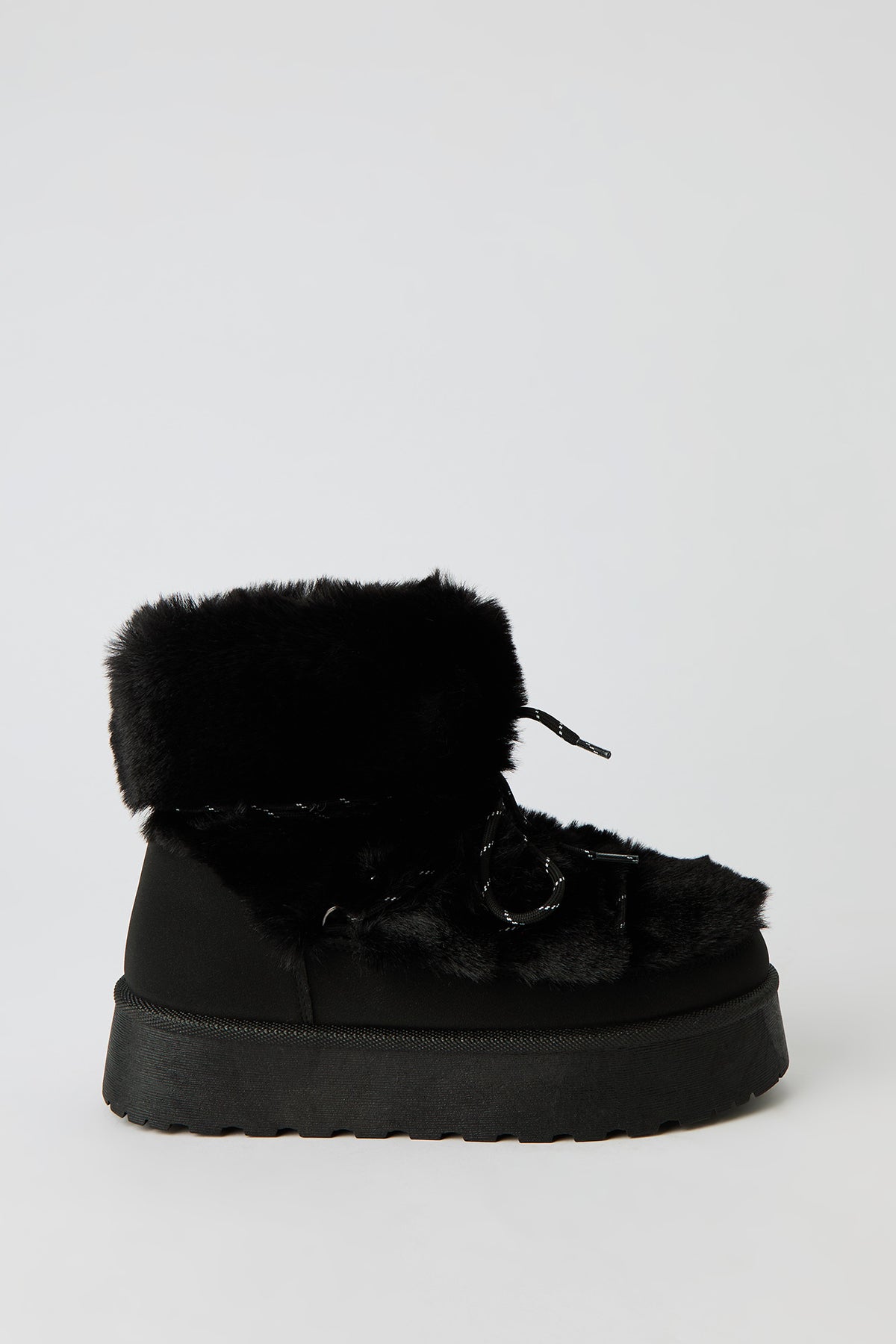 Bottes en similifourrure