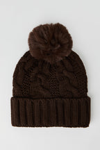 Tuque en tricot torsadé