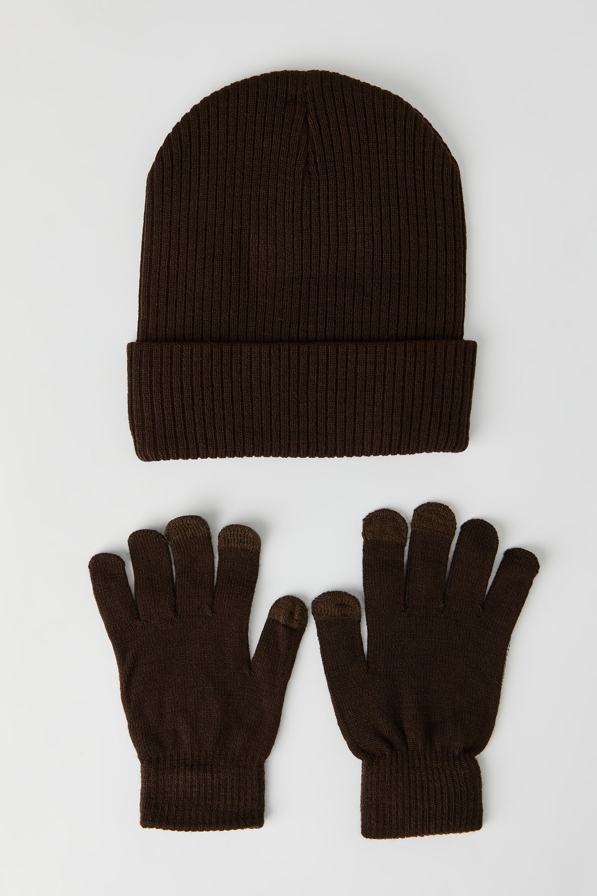 Ensemble bonnet et gants en tricot