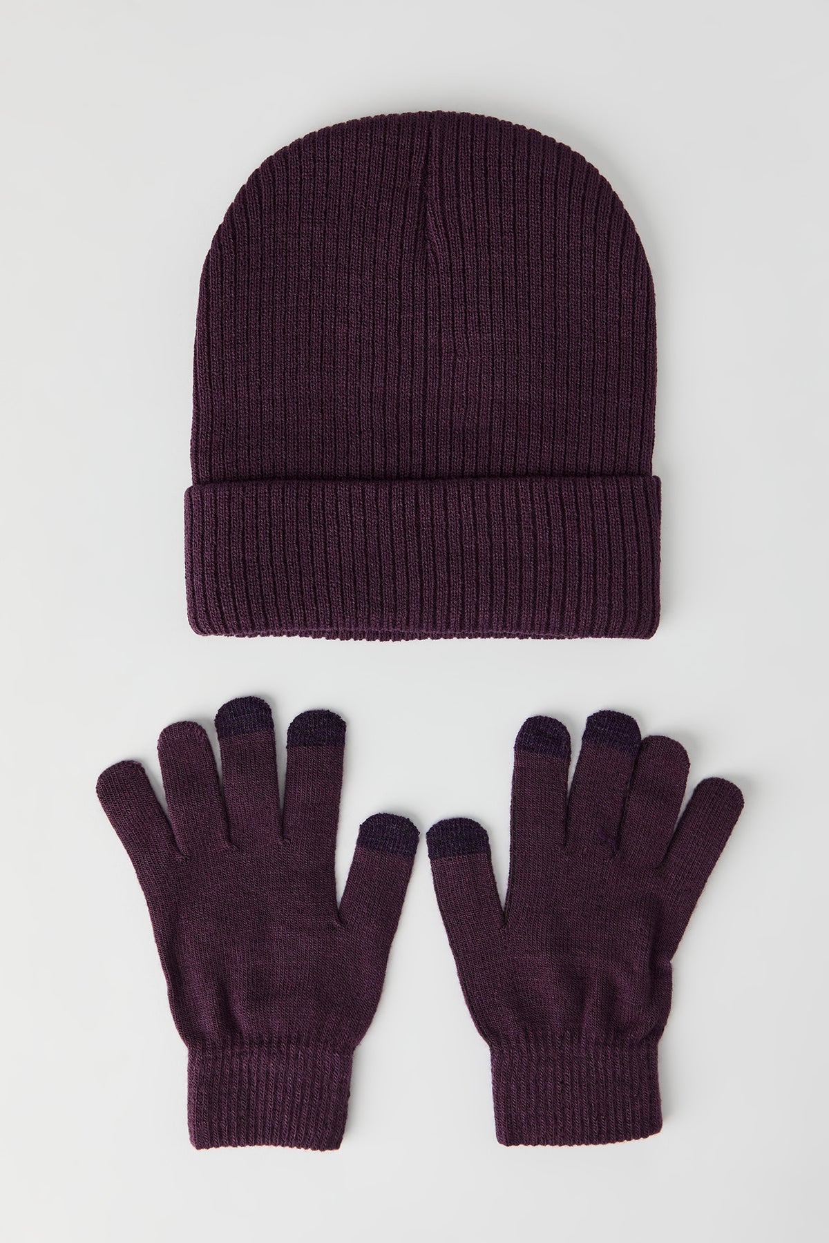 Ensemble bonnet et gants en tricot