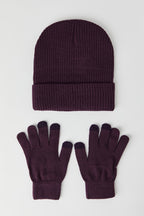 Ensemble bonnet et gants en tricot