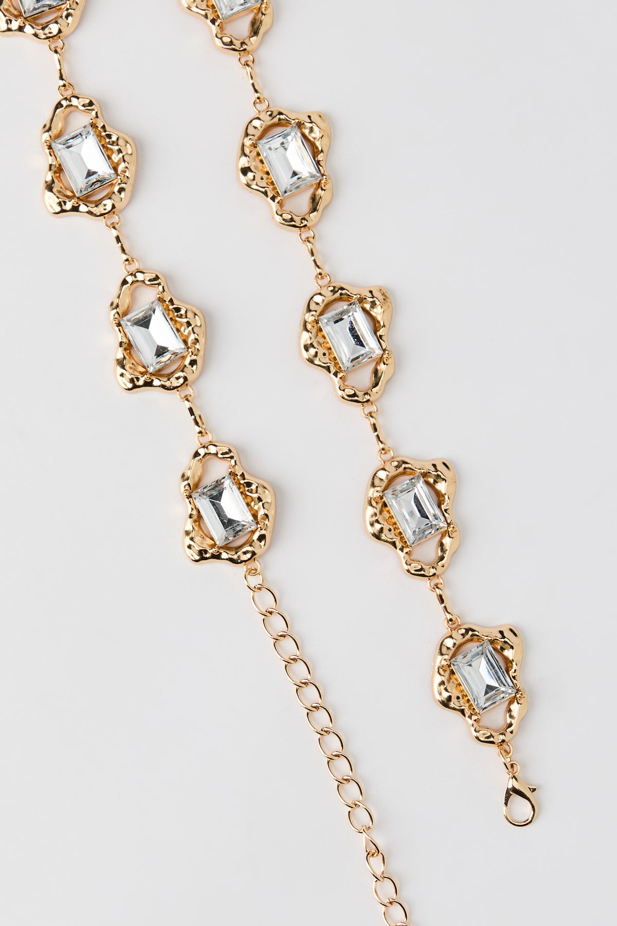 Alt View 2. Rhinestone Hammered Chain Belt - Gold