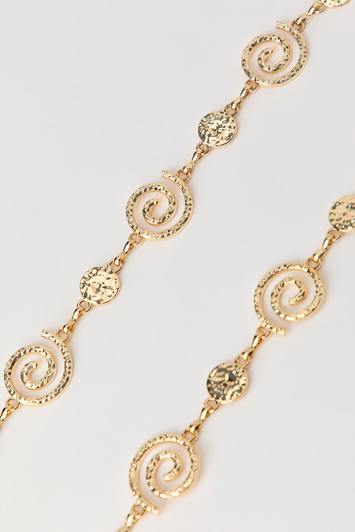 Alt View 2. Spiral Chain Belt - Gold