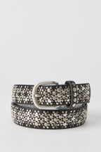 Ceinture cloutée avec pierres du Rhin