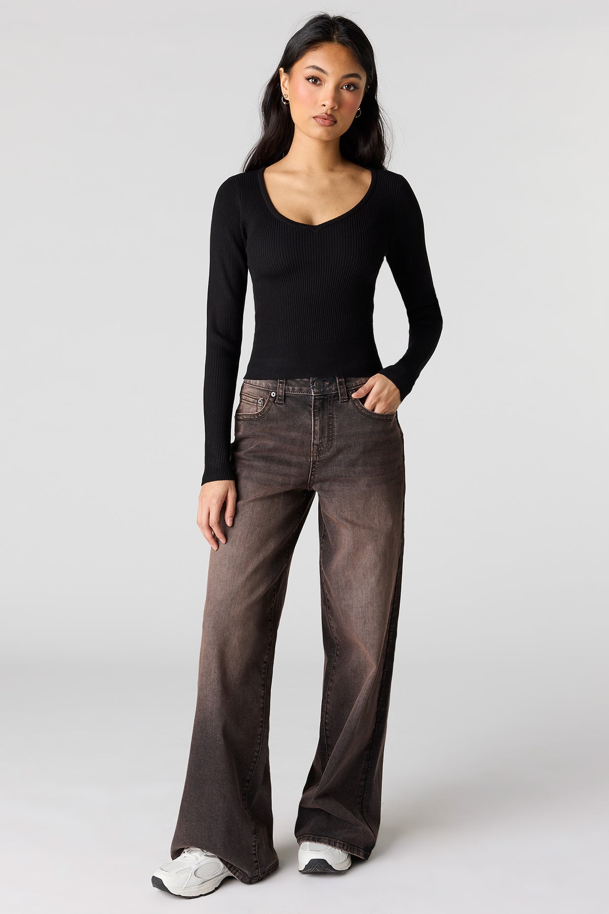 Alt View 3. Ribbed V-Neck Sweater - Black