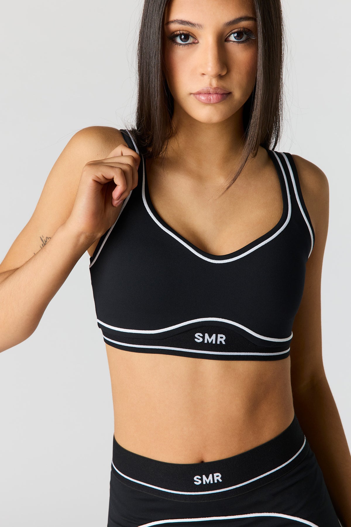 Alt View 4. Sommer Ray UltraSculpt Sports Bra - Black