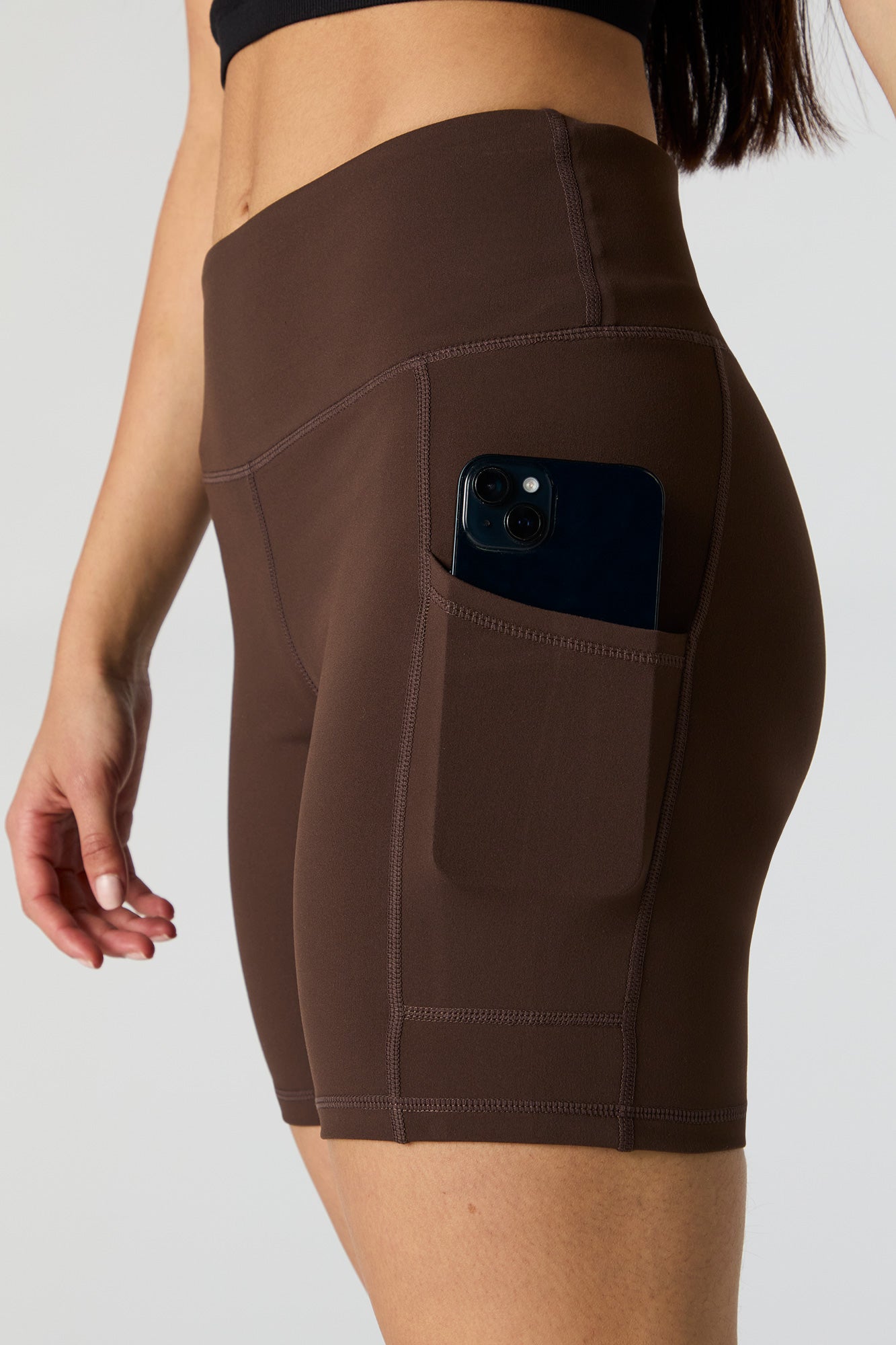 Short de cycliste avec poches pour téléphone