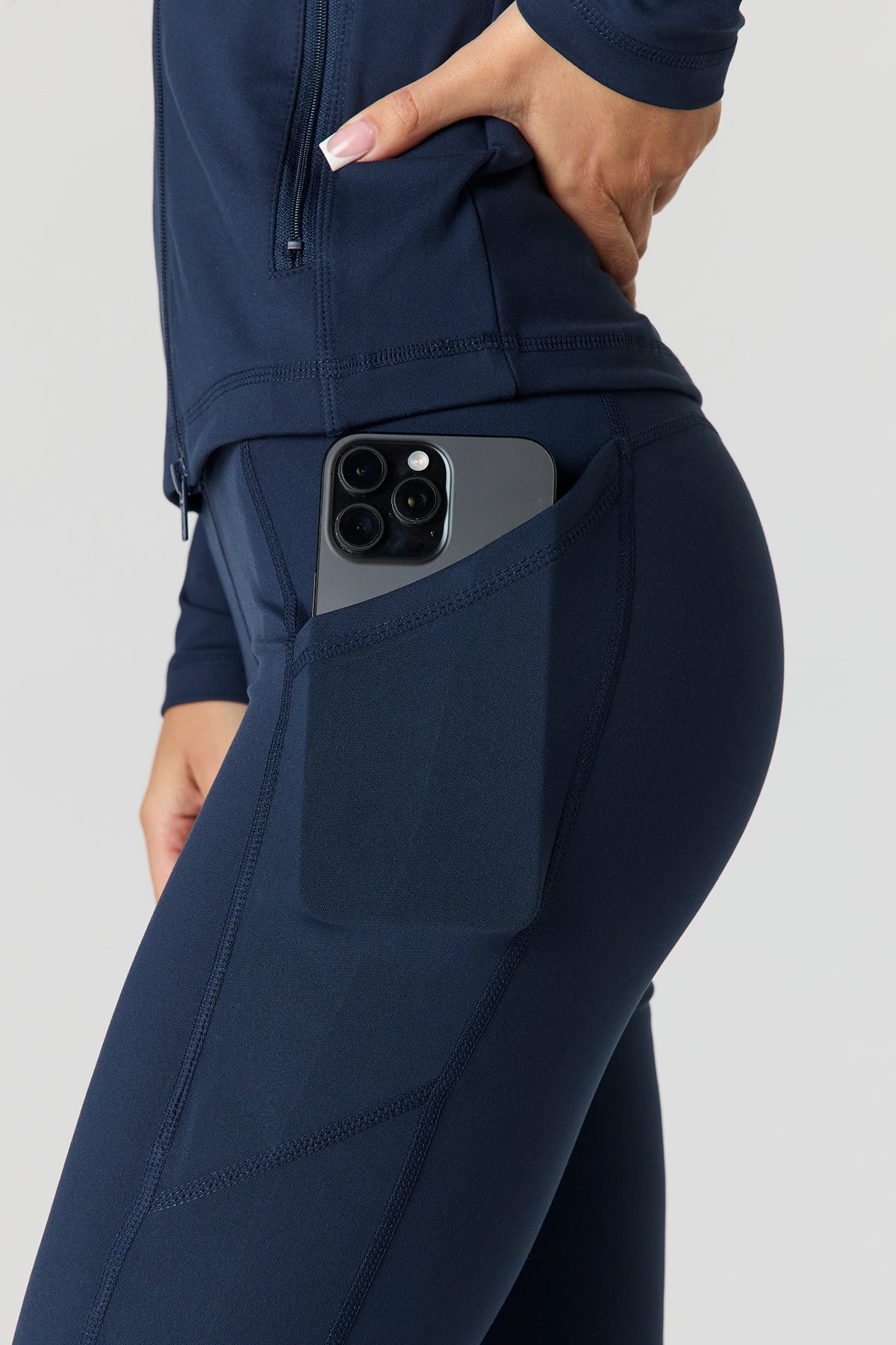 Alt View 4. U/A Side Pocket Flare Legging - Navy