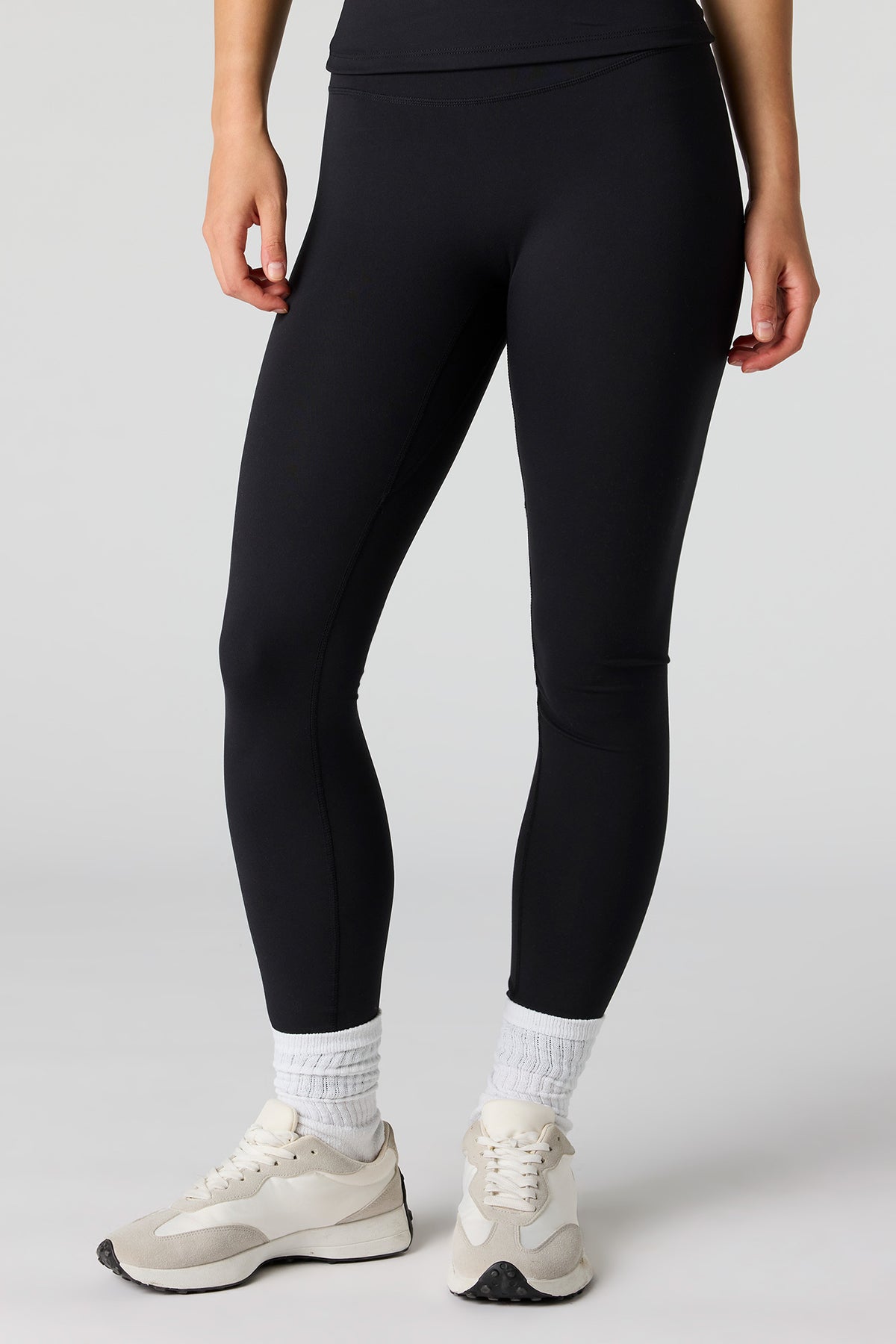 Alt View 2. U/A Legging - Black
