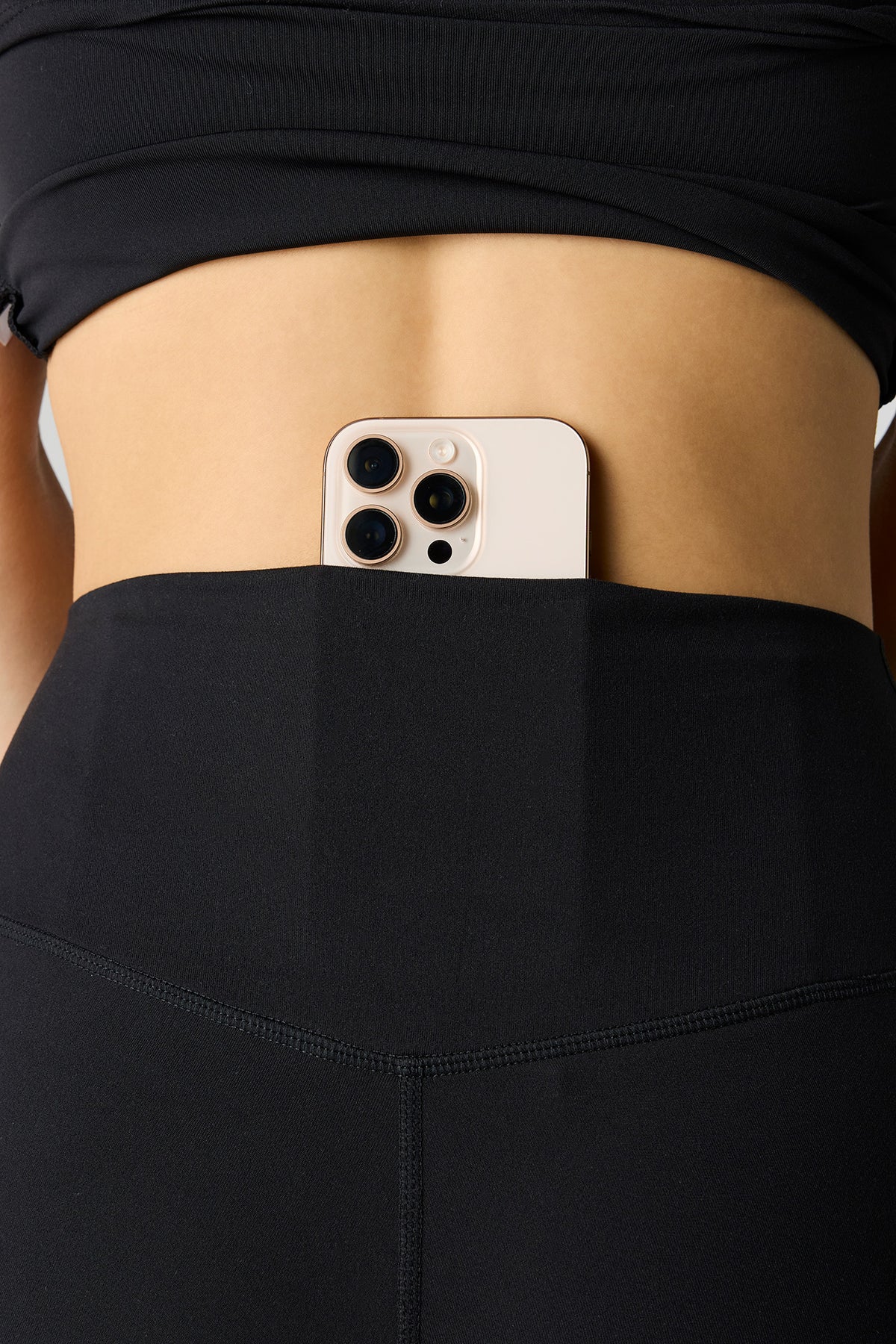 Alt View 4. U/A Legging - Black