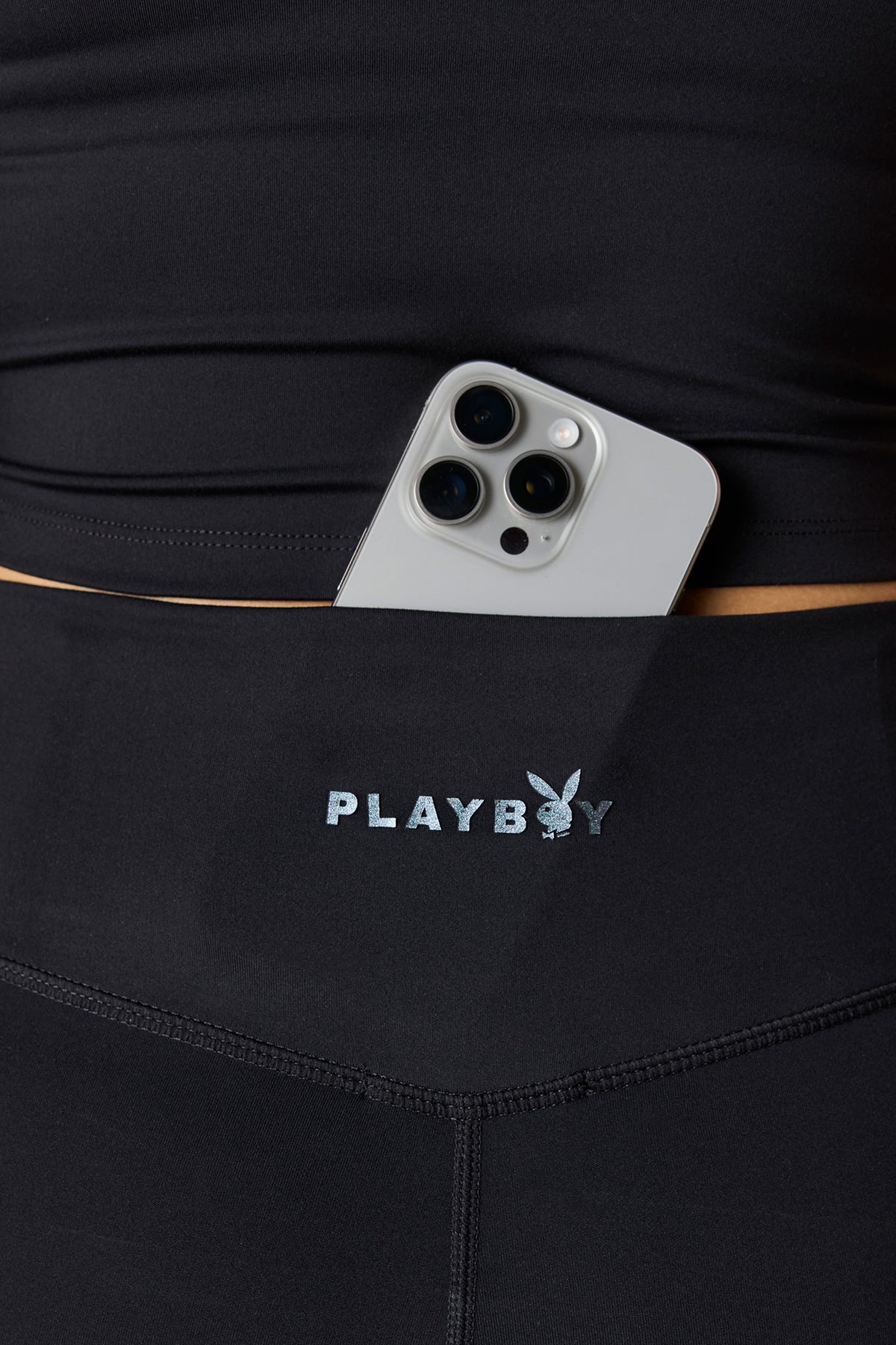 Vue alternative 4. Legging à jambe évasée Active haute densité à imprimé Playboy