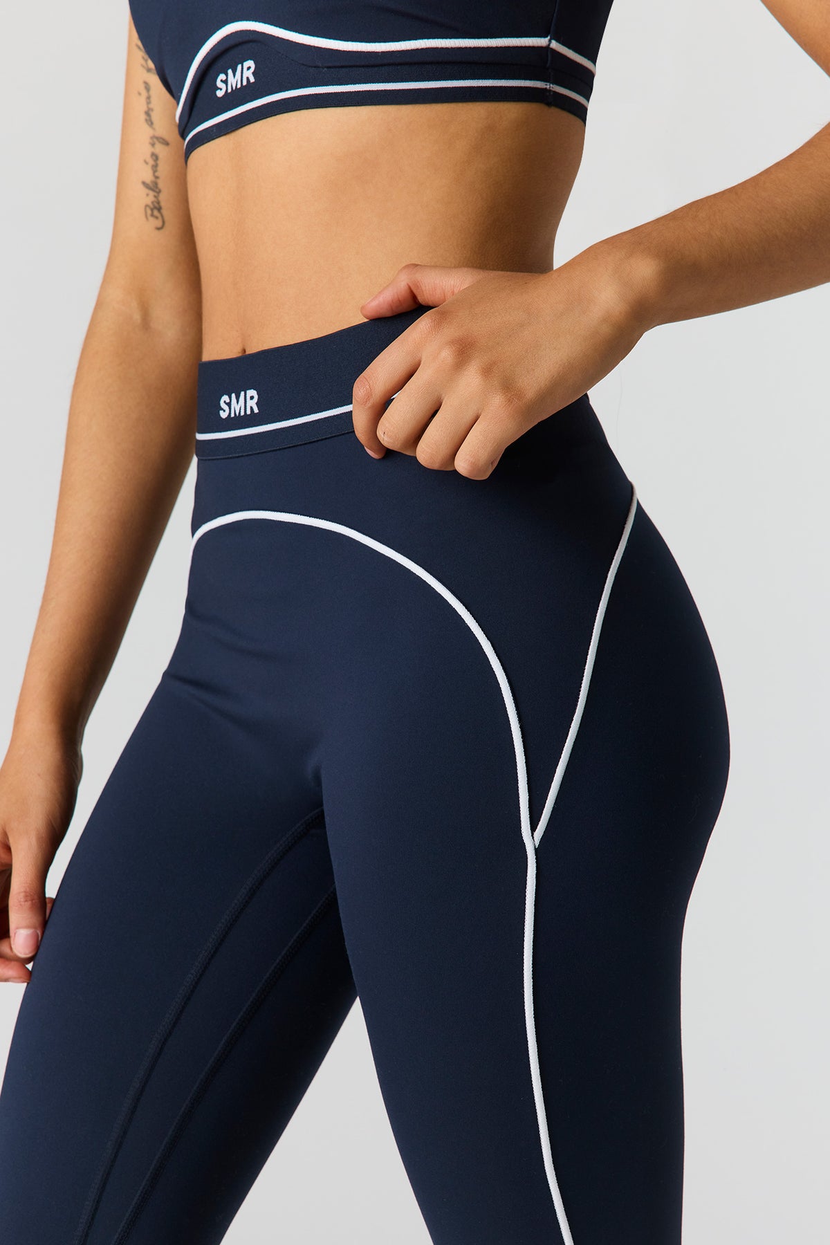 Vue alternative 4. Legging Sommer Ray UltraSculpt à jambe évasée