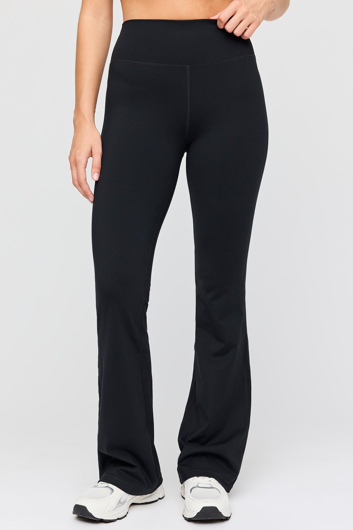 Alt View 2. Sommer Ray UltraSculpt Flare Legging - Black