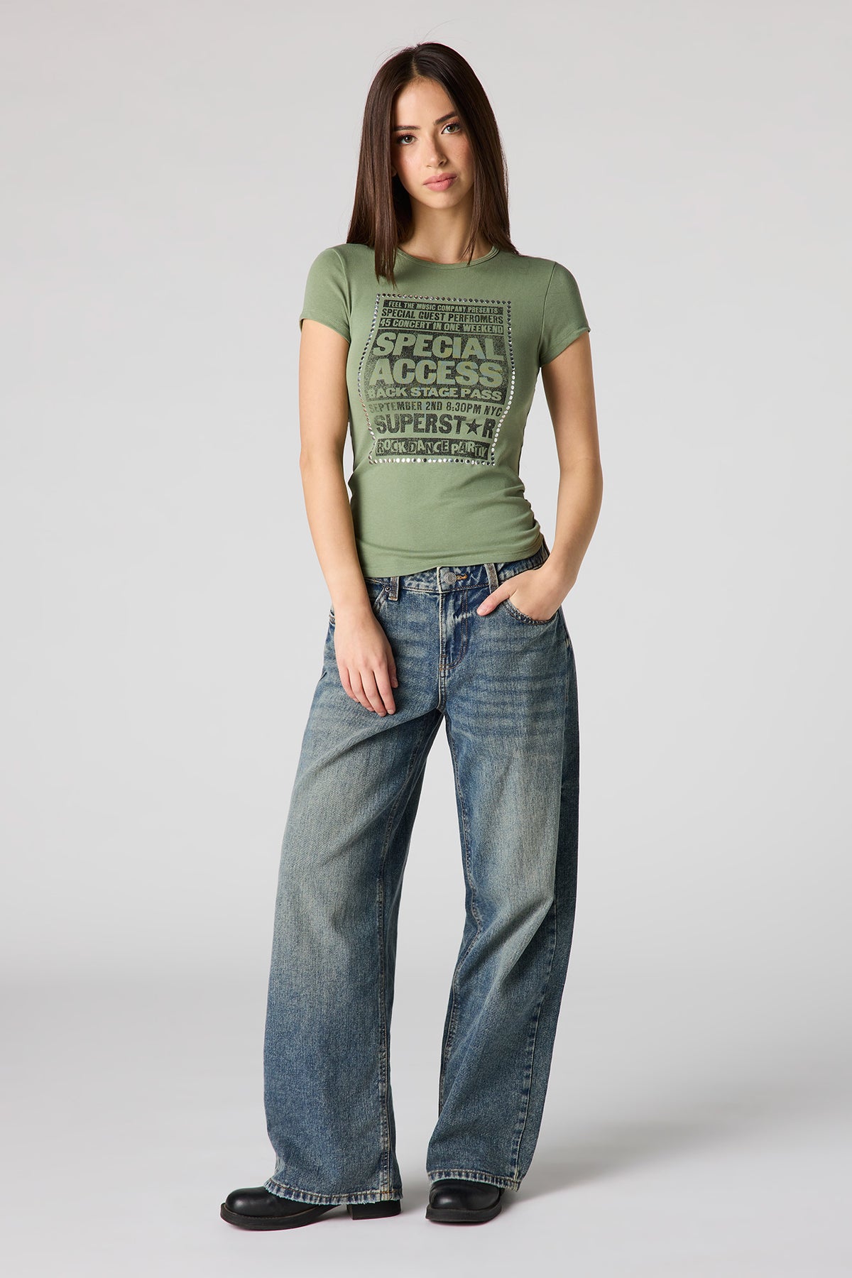 Alt View 3. Graphic Ribbed Fitted T-Shirt - Dark Green