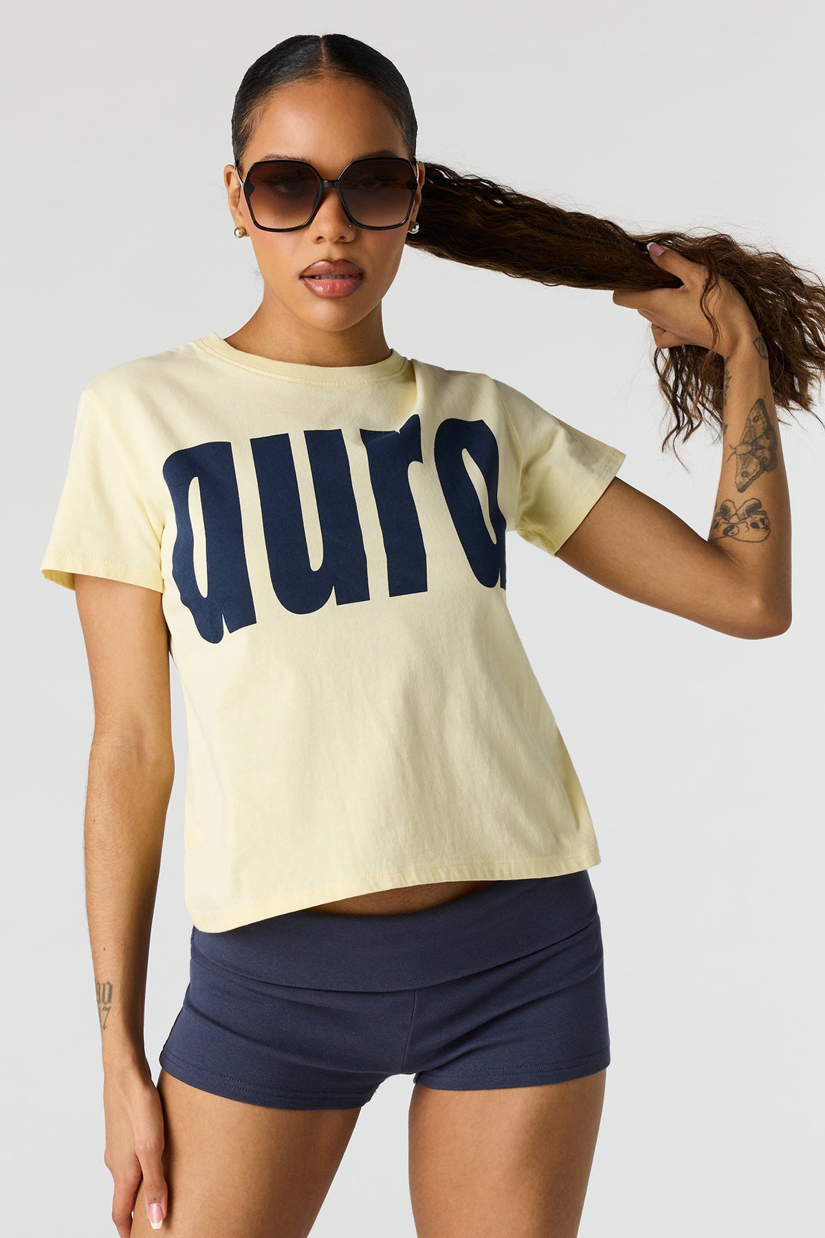 Alt View 4. Graphic T-Shirt - Yellow