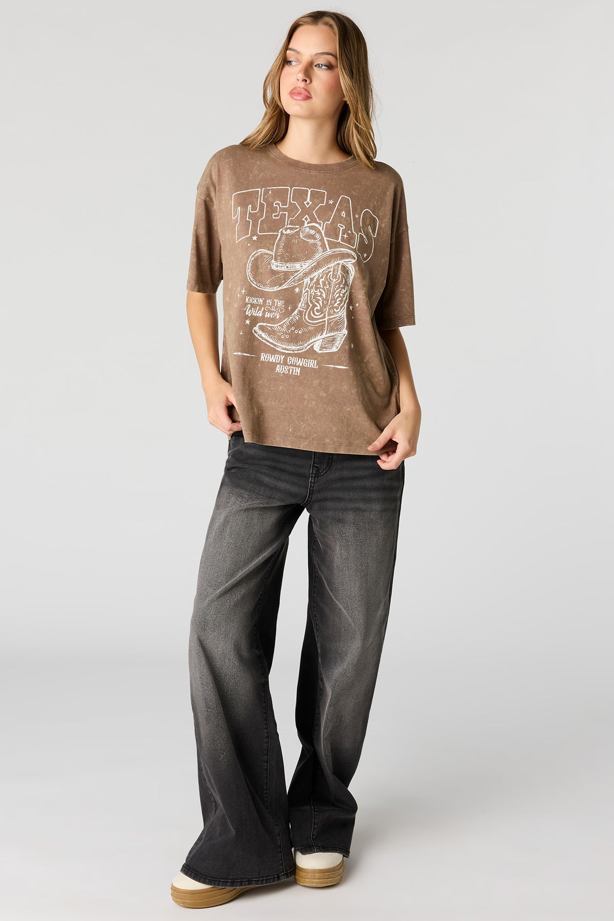 Vue alternative 3. T-shirt de coupe garçonne délavé imprimé