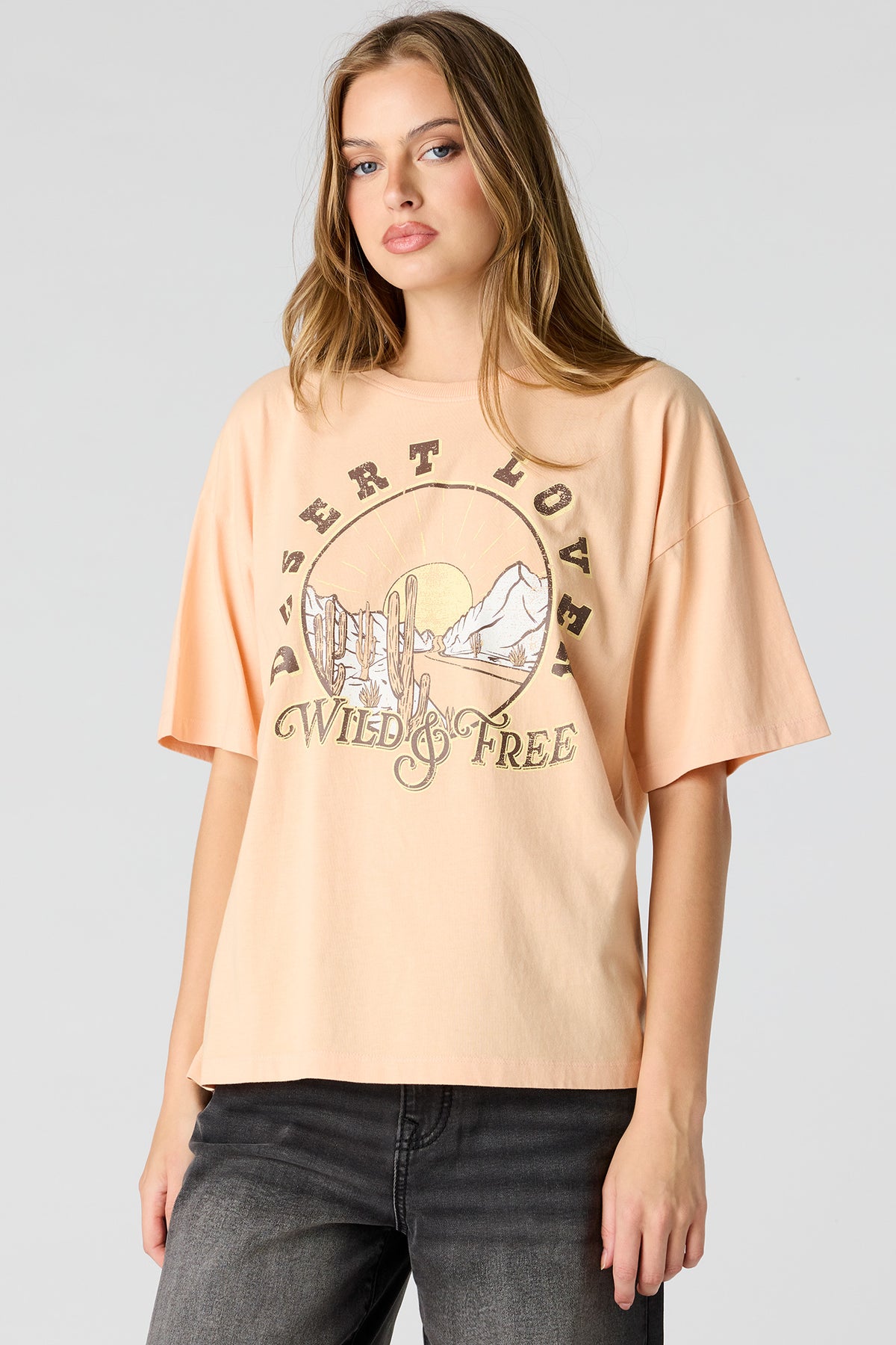 T-shirt de coupe garçonne délavé imprimé