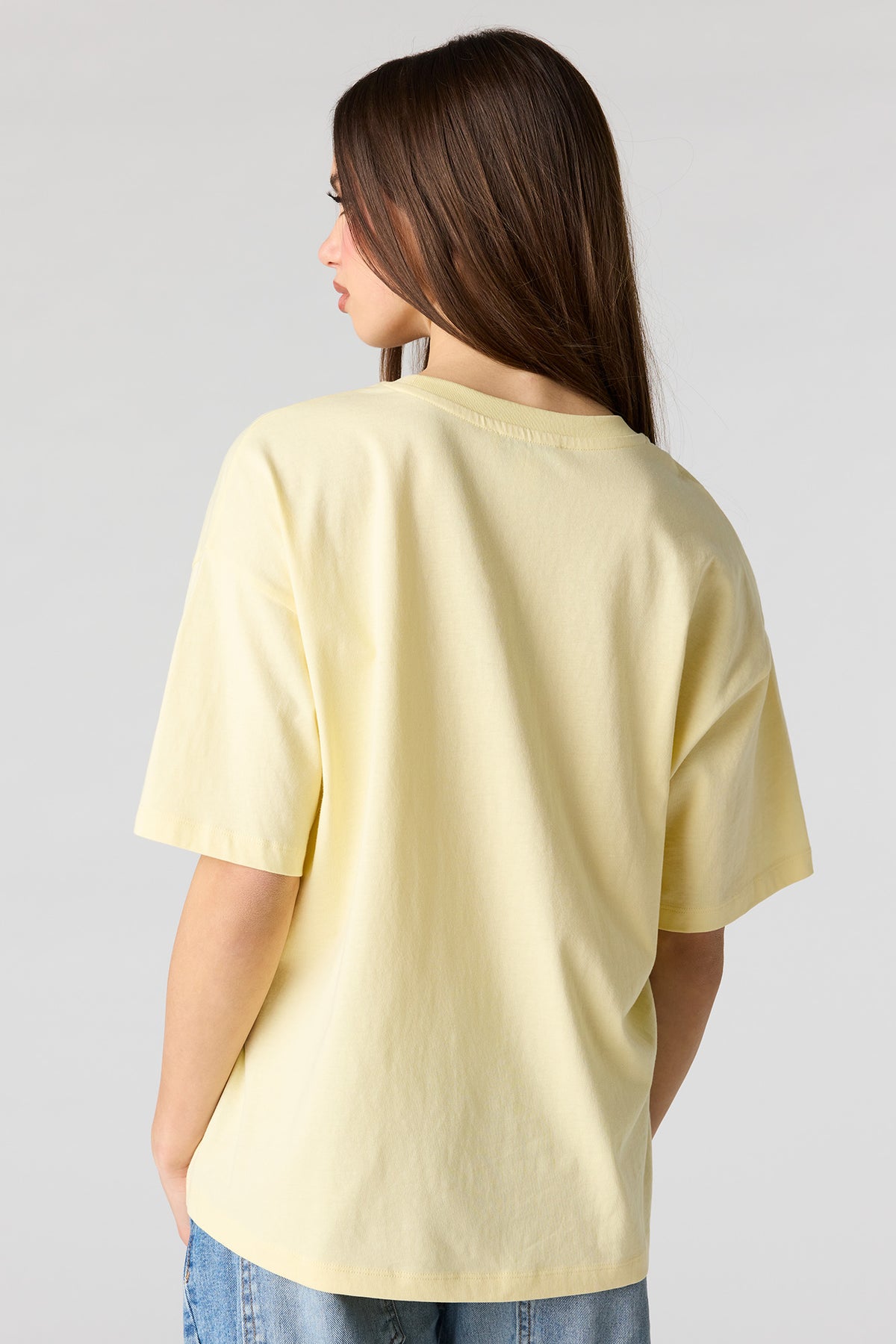 Alt View 2. Cocktail Graphic Boyfriend T-Shirt - Yellow