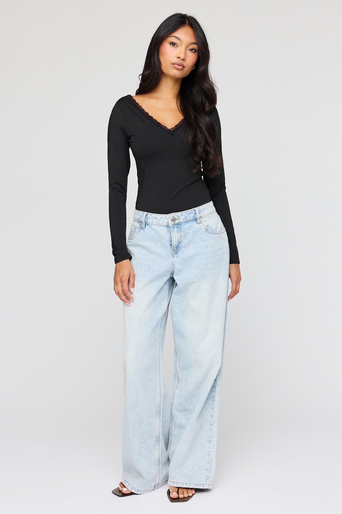 Alt View 3. Luxe Heavy Contour V-Neck Bodysuit - Black