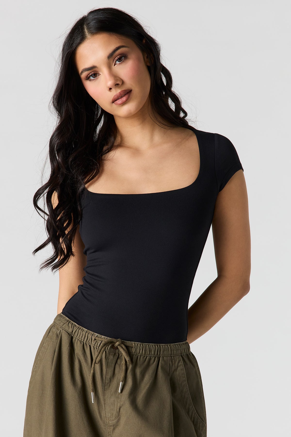 Maillot profilé à enolure carrée