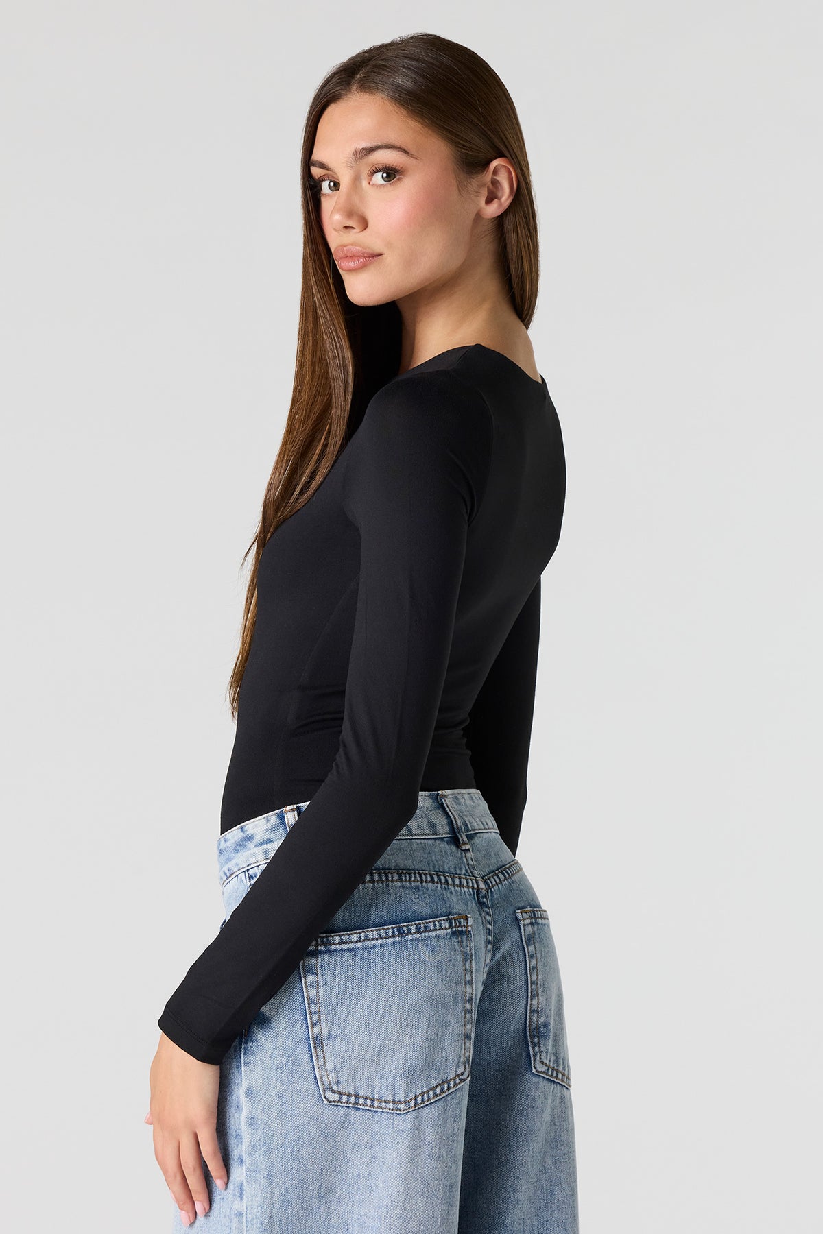 Alt View 2. Luxe Heavy Contour Long Sleeve Bodysuit - Black