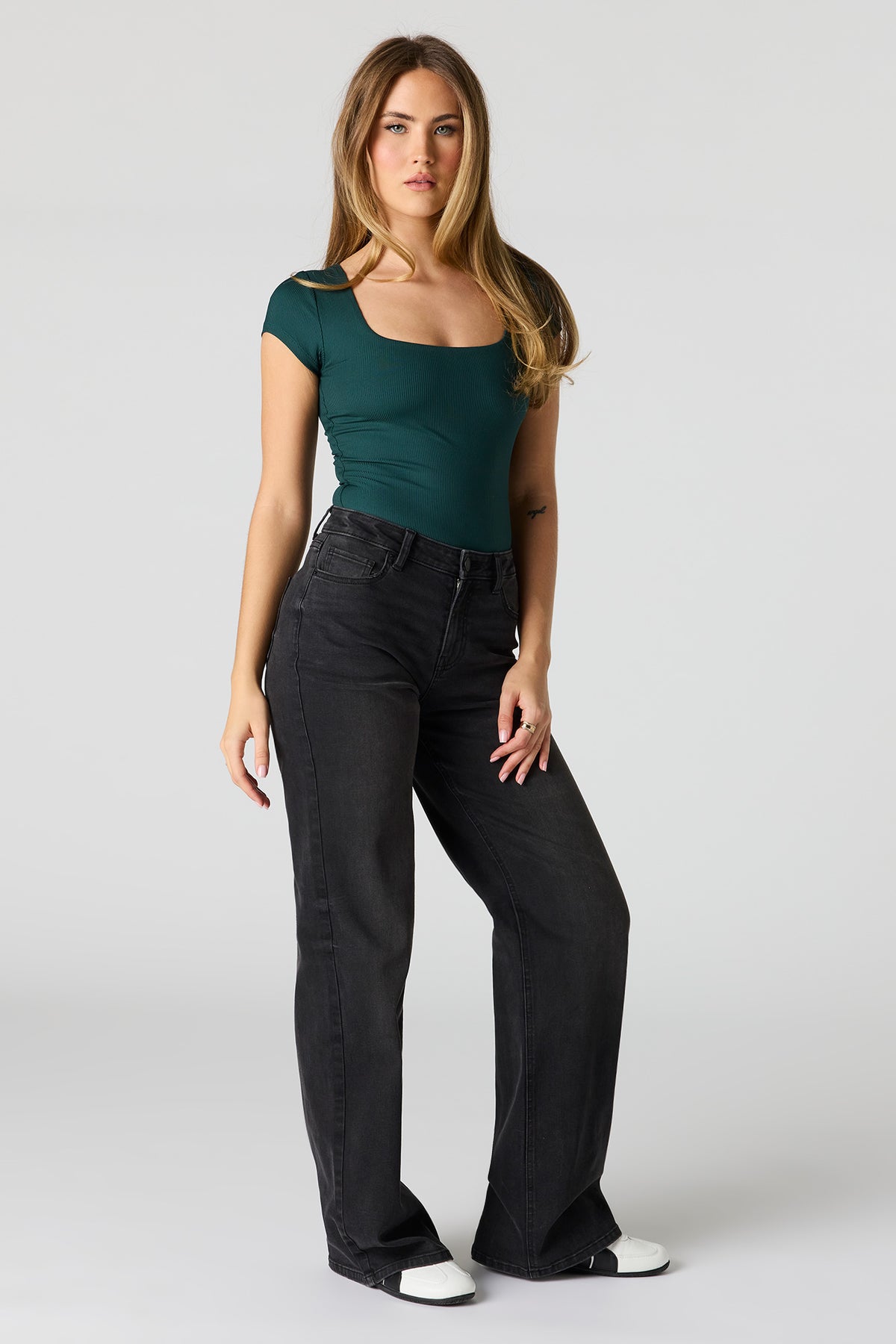 Alt View 3. Contour Ribbed Square Neck Bodysuit - Hunter Green