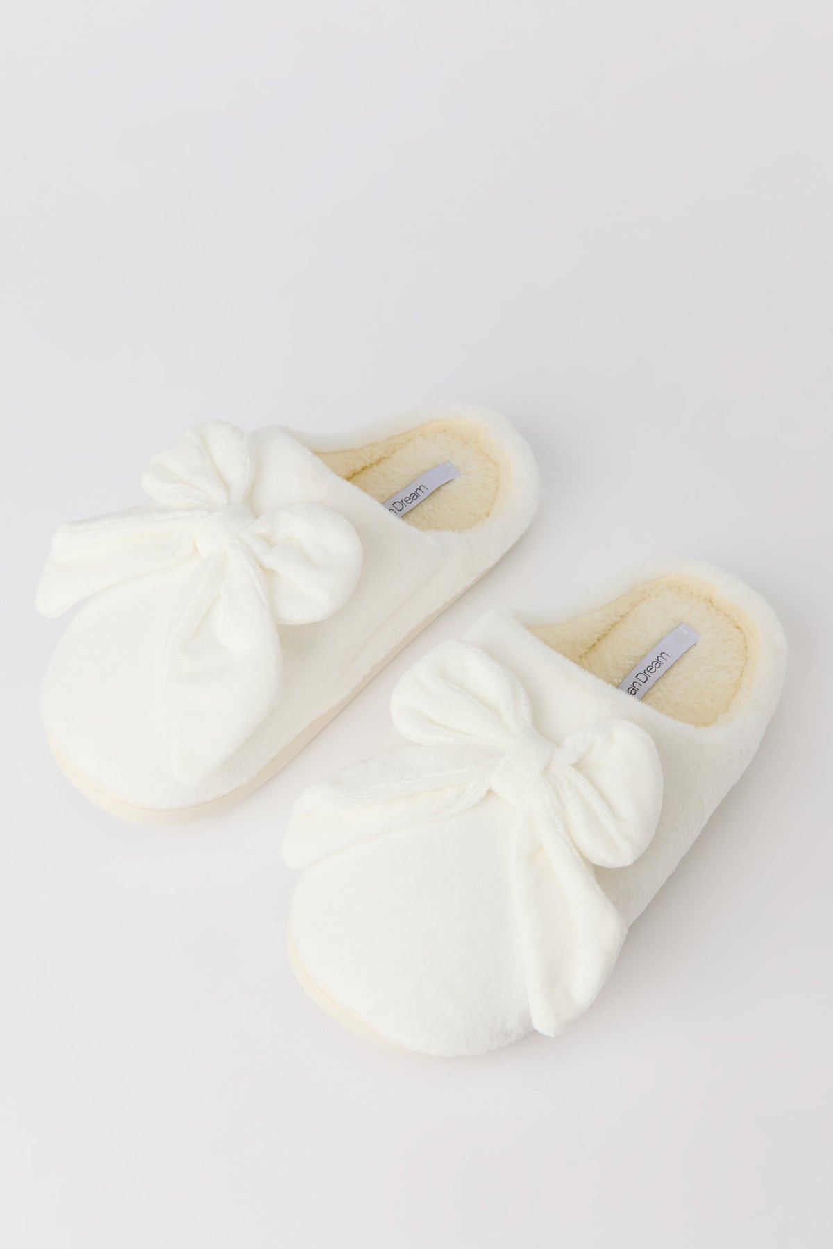 Vue alternative 2. Pantoufles avec boucles