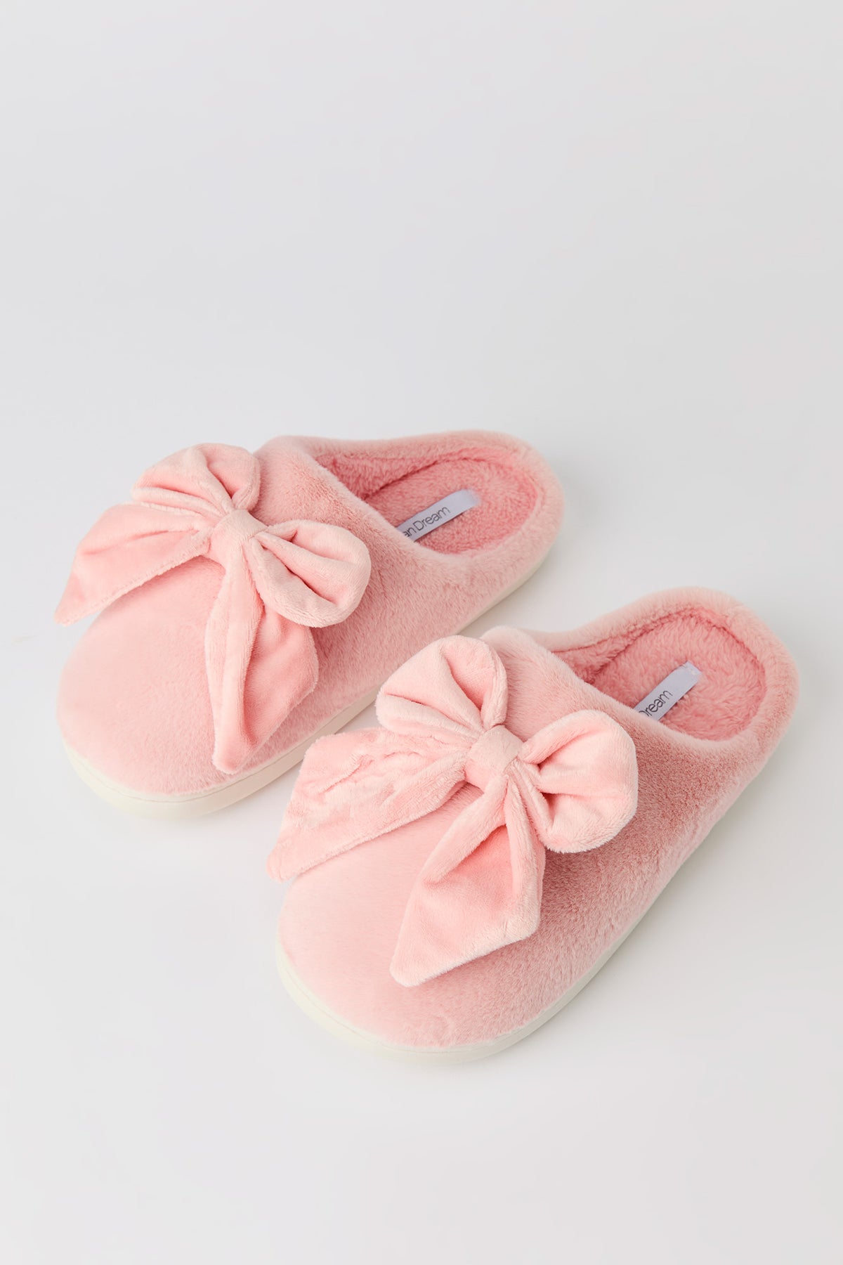 Vue alternative 2. Pantoufles avec boucles