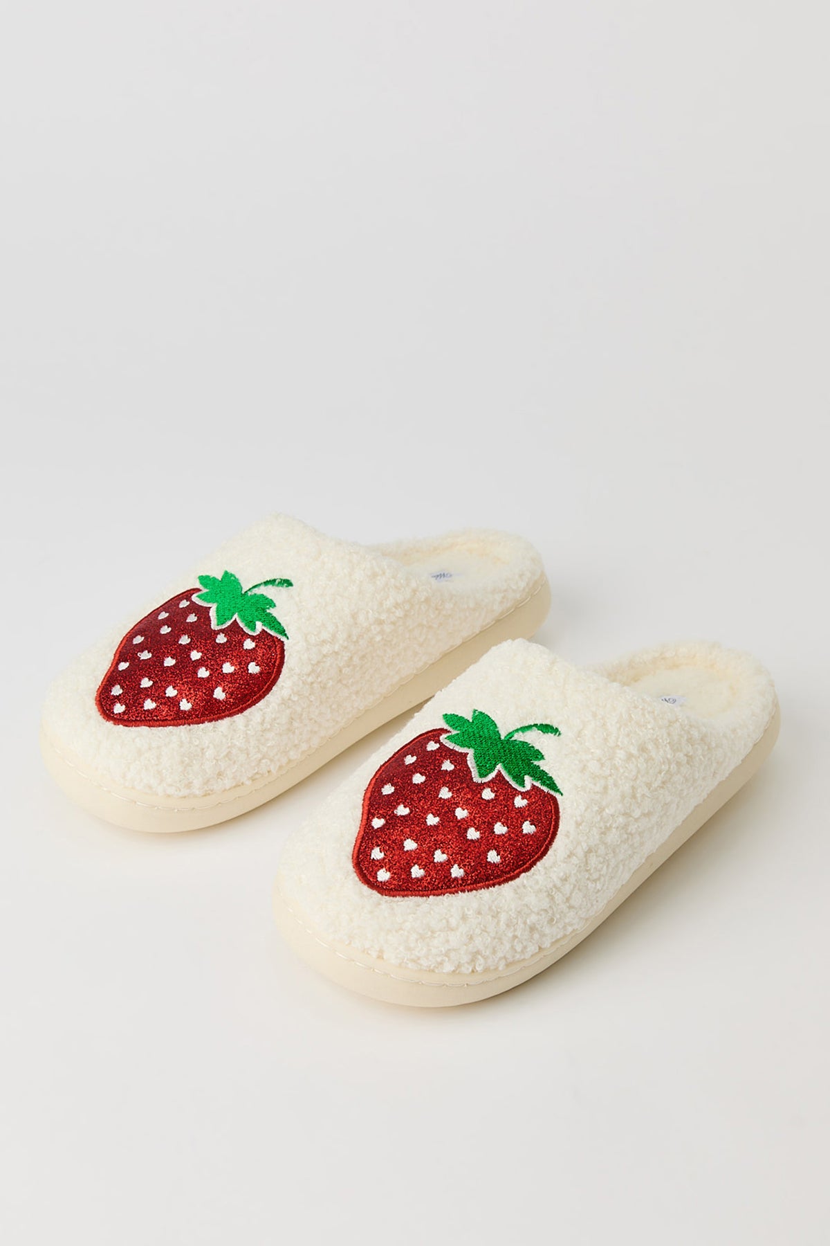 Vue alternative 2. Pantoufles Fraises en Sherpa
