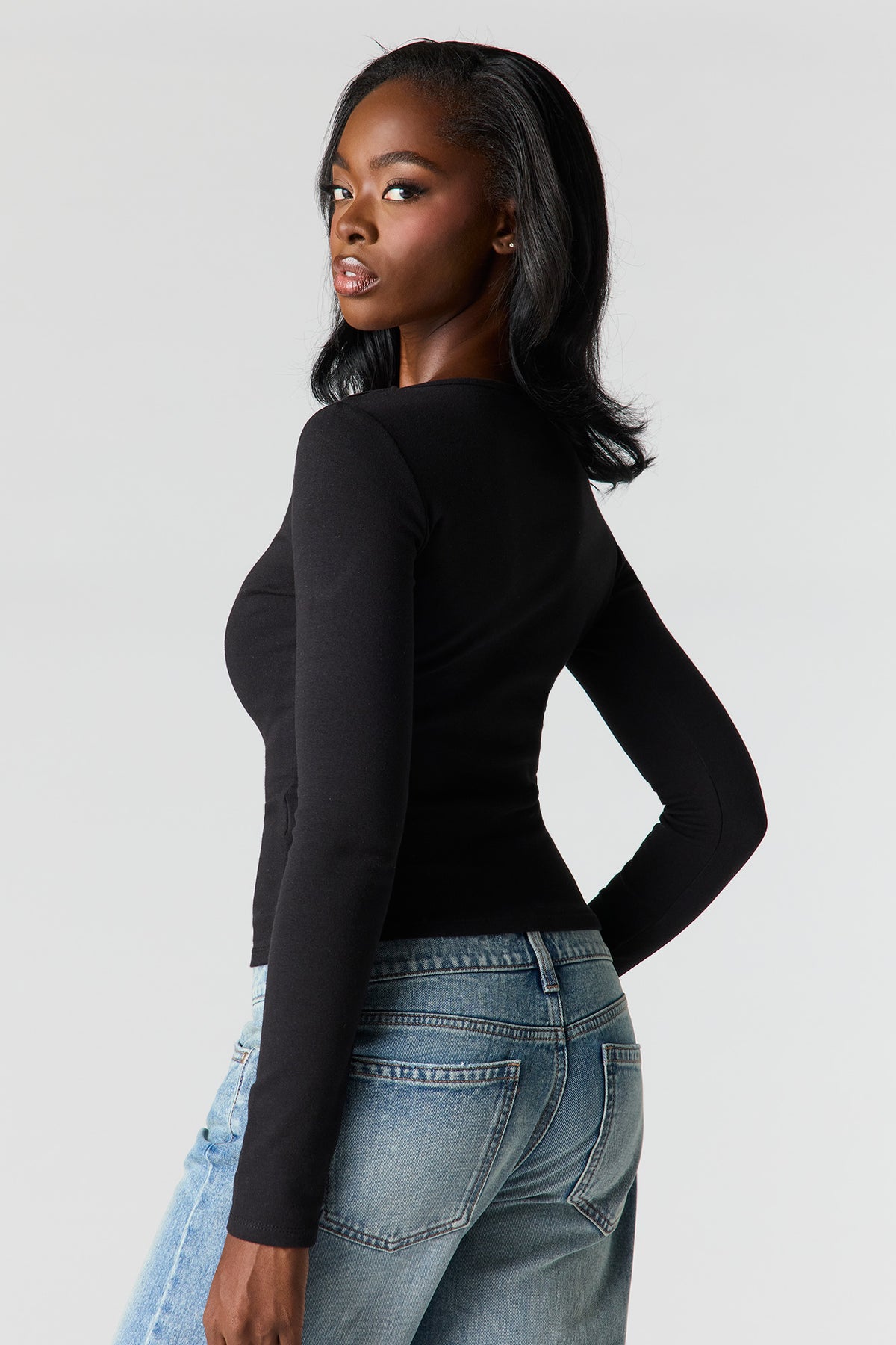Alt View 2. V-Neck Long Sleeve Top - Black