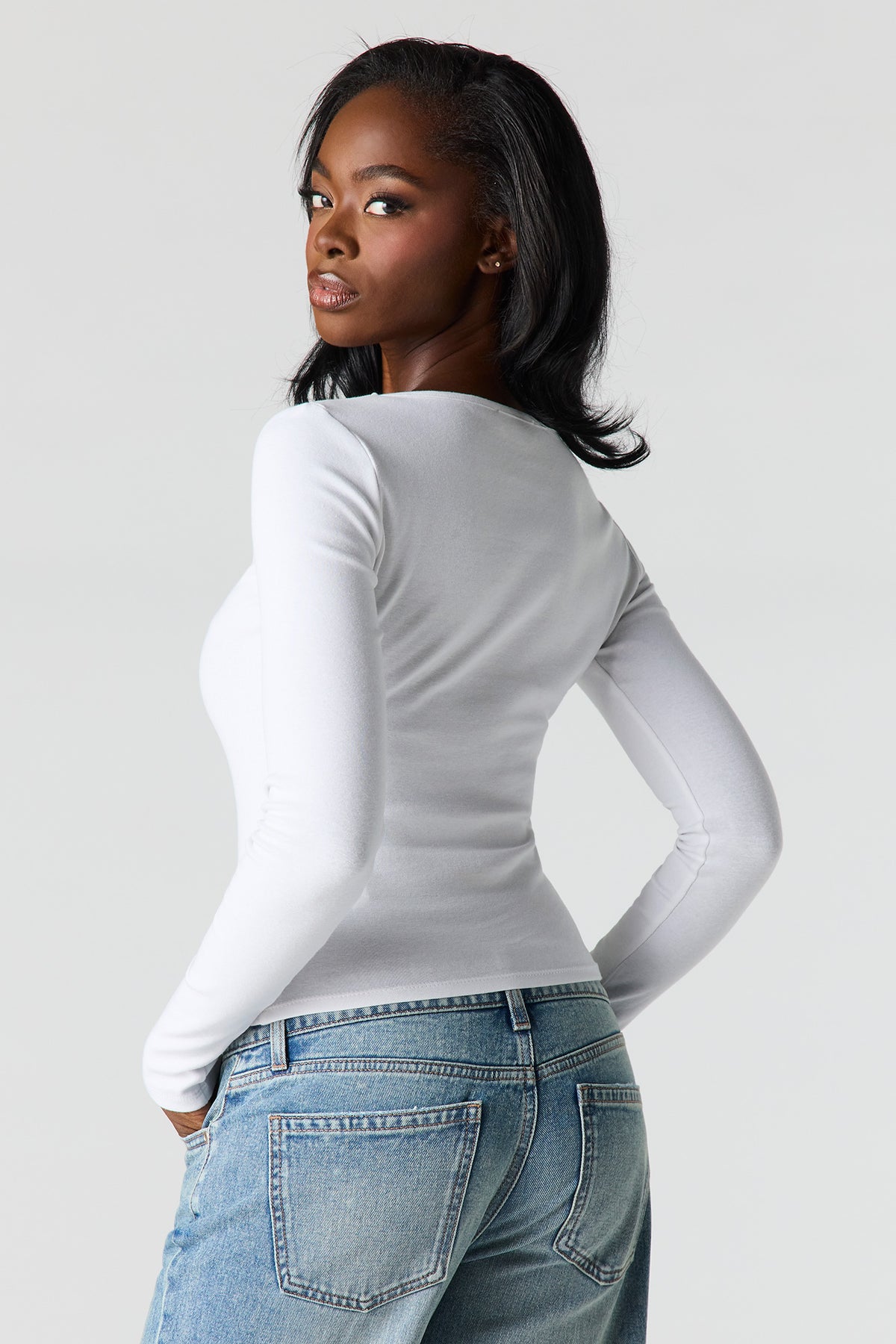 Alt View 2. V-Neck Long Sleeve Top - White