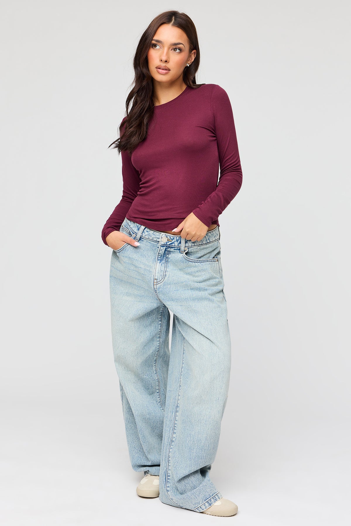 Alt View 3. Long Sleeve Top - Burgundy