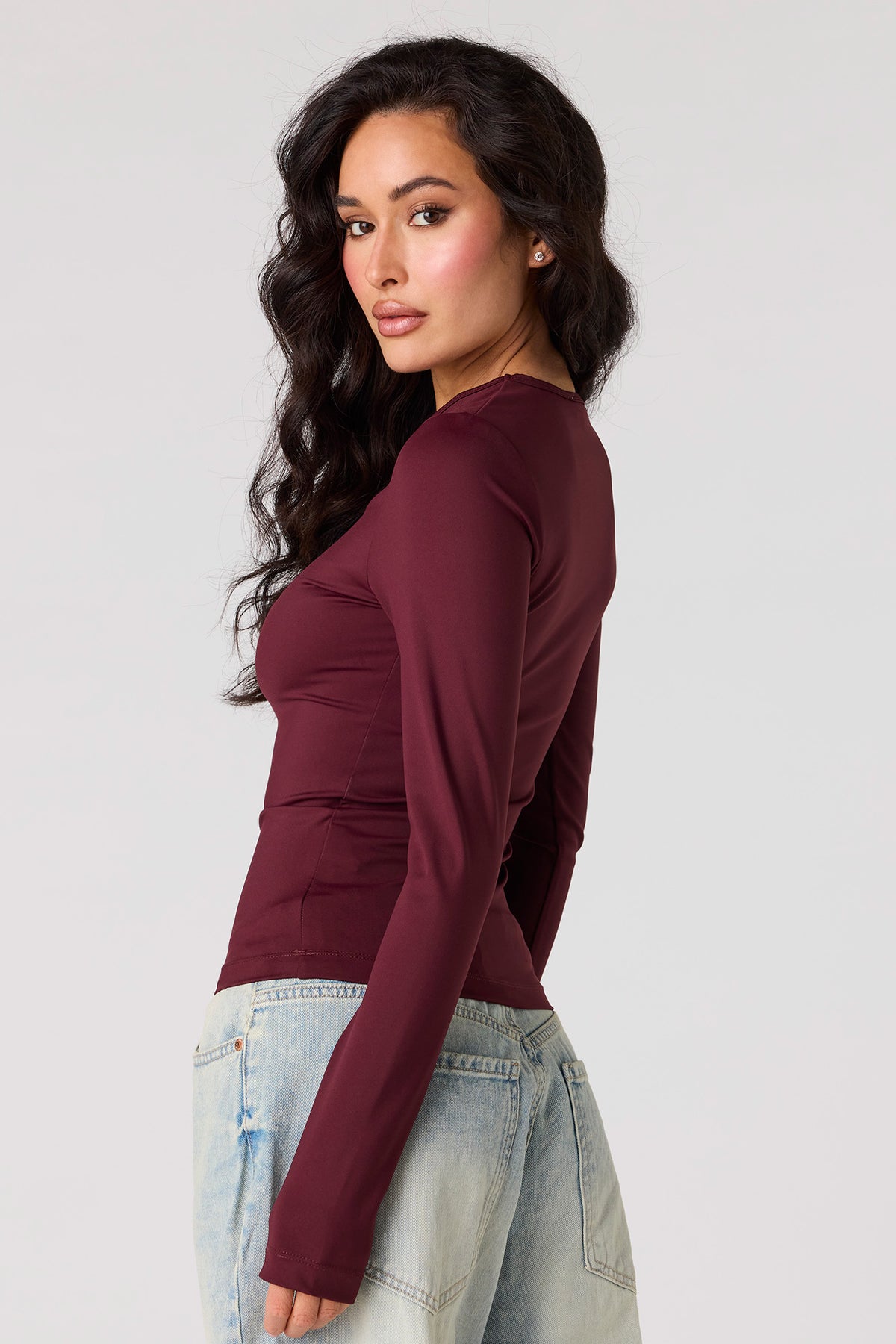 Alt View 2. Luxe Heavy Contour Long Sleeve Top - Burgundy