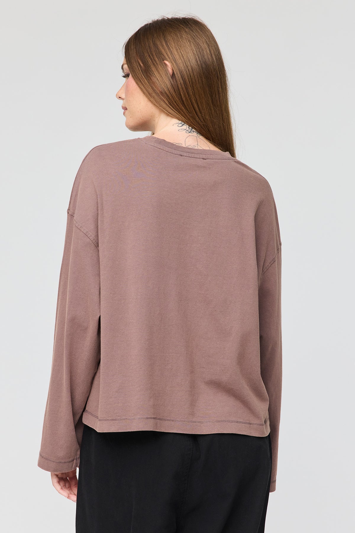 Alt View 2. Boxy Long Sleeve Top - Brown