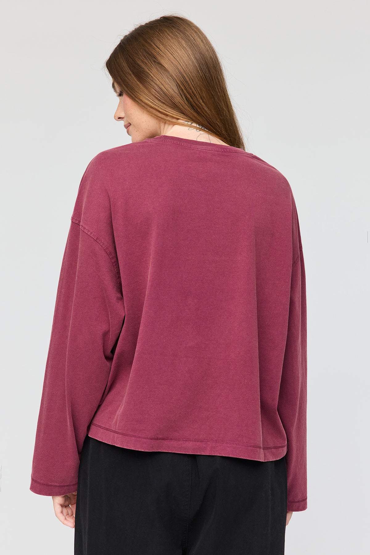Alt View 2. Boxy Long Sleeve Top - Burgundy
