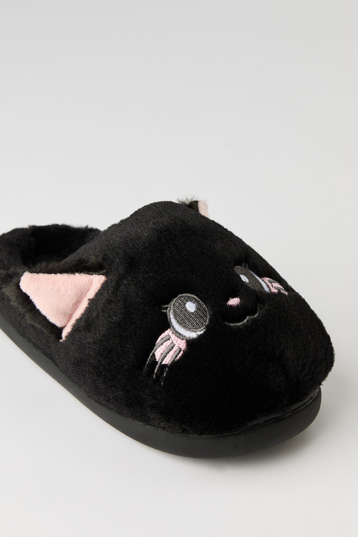 Alt View 3. 3D Cat Plush Slipper - Black