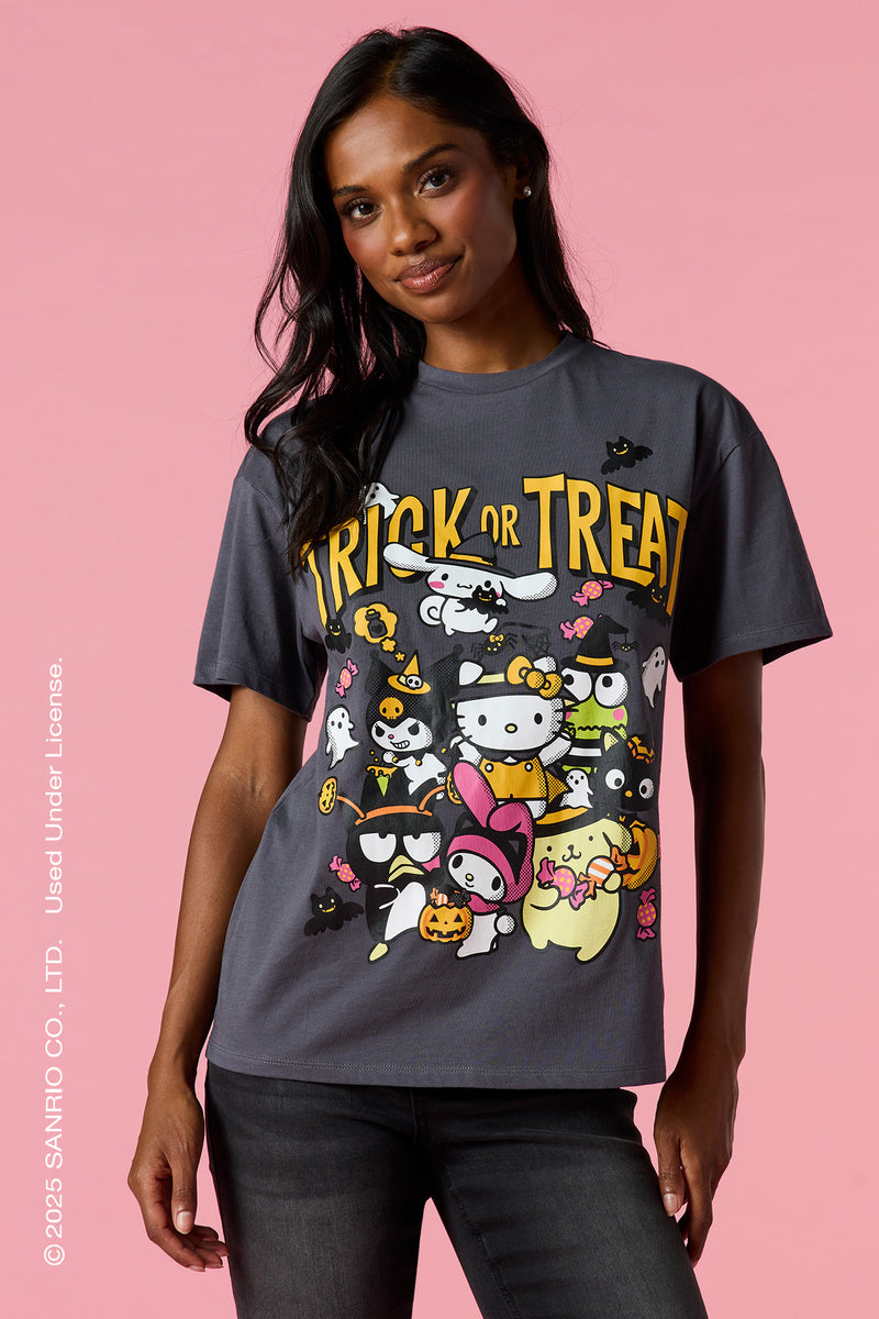 Hello Kitty® and Friends Halloween Graphic T-Shirt
